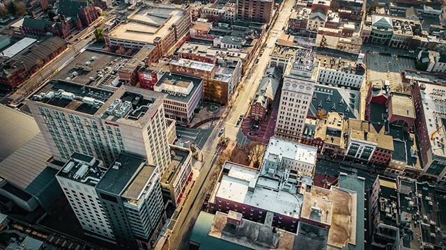 Same city different angle with the golden sunset streaming down King Street.  Empty streets and parking lots we hope we can soon fill up again.
📷 @jeffstoltzfus
.
.
.
#lancasterpa #lancastergram #lancastercountypa
#aerialphotography #dronestagram #e
