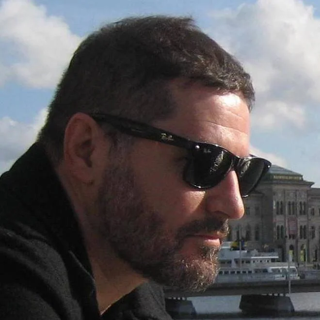 FOTO BURLAN.jpg