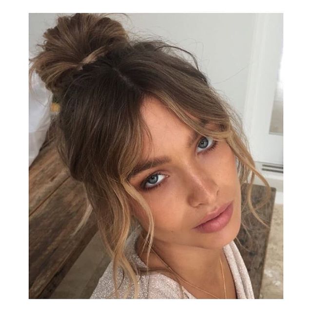 We're loving this hair inspo. An up-do that's simple to execute and requires minimal fuss other than clean hair and some texture spray.
