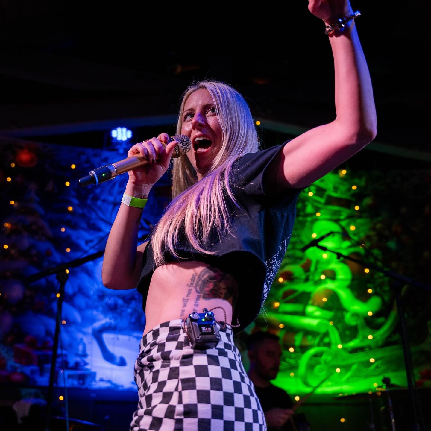 Two chances to party with us before the year is out!

12/21 CHI @bottomlounge w/ @everyavenueband @highwireil @weekendrunclub &amp; @theburninglights 

12/27 MKE @xrayarcade w/ @revivalwis | @paramore tribute set

clink clink 🥂 ticket link in bio!
