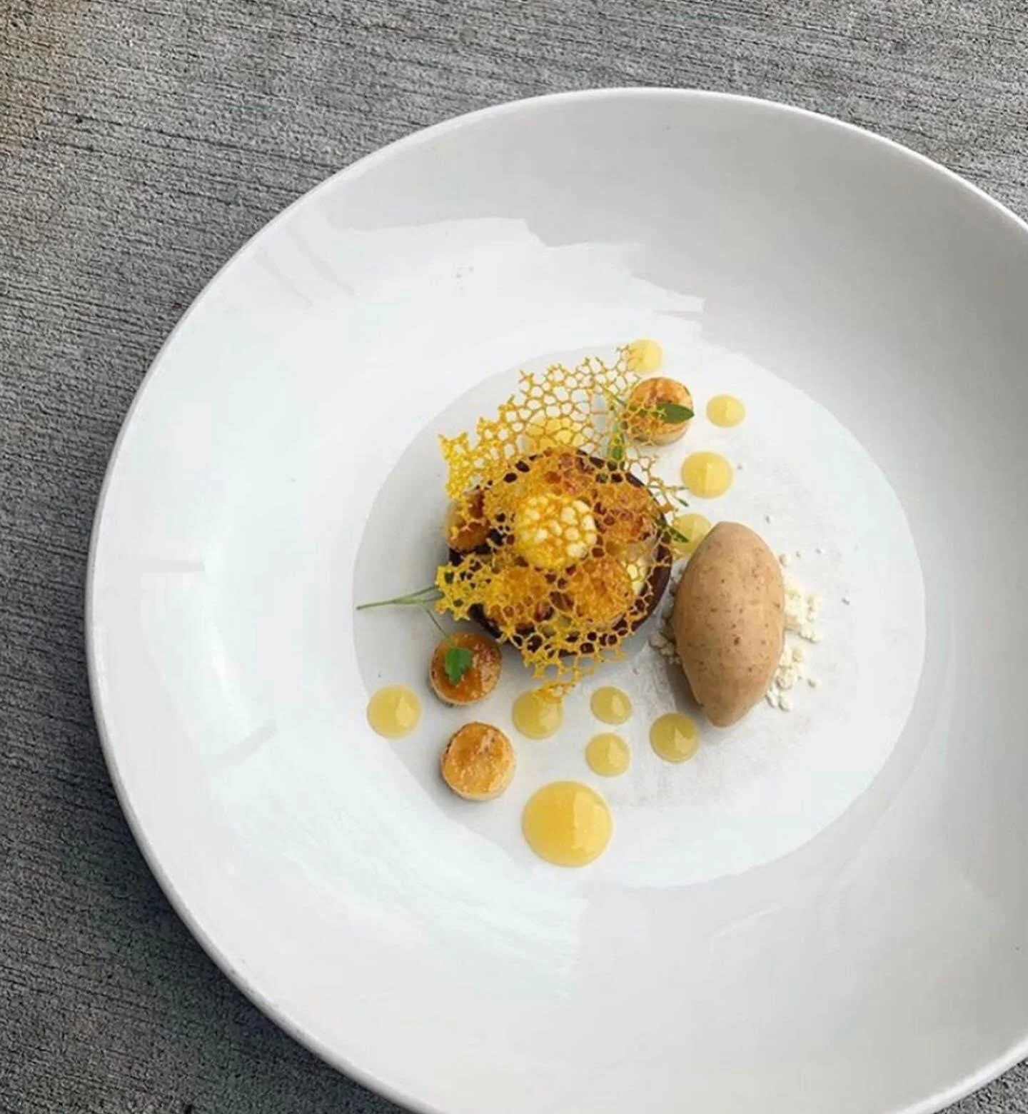  banana-chocolate tart • salted caramel • yuzu | @tinylousatl 
