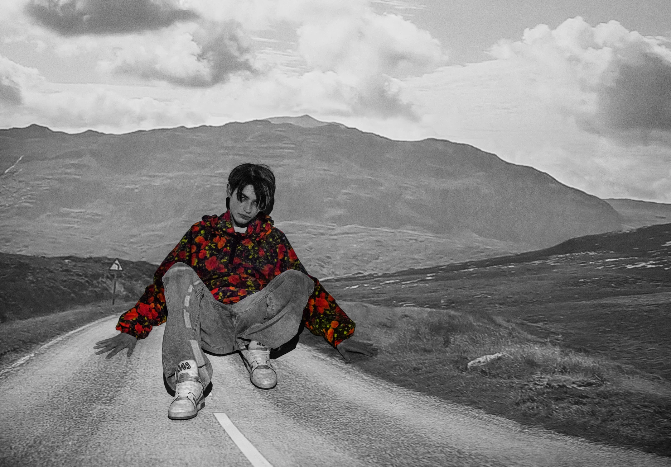 SH18064 LUV 16D IV RGB copy.jpg