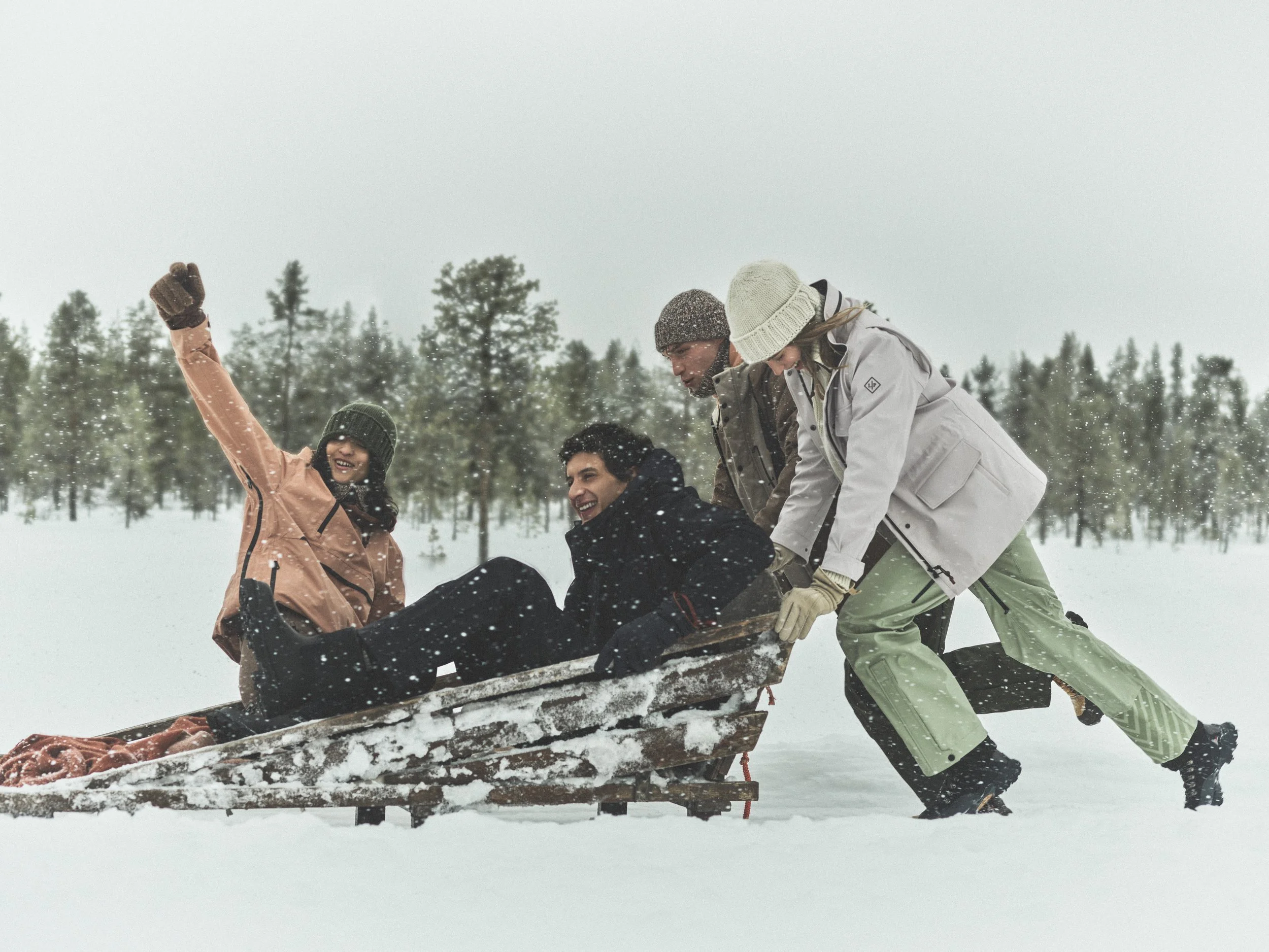 S17_AvD_LP_APRESSKI24_124.jpg
