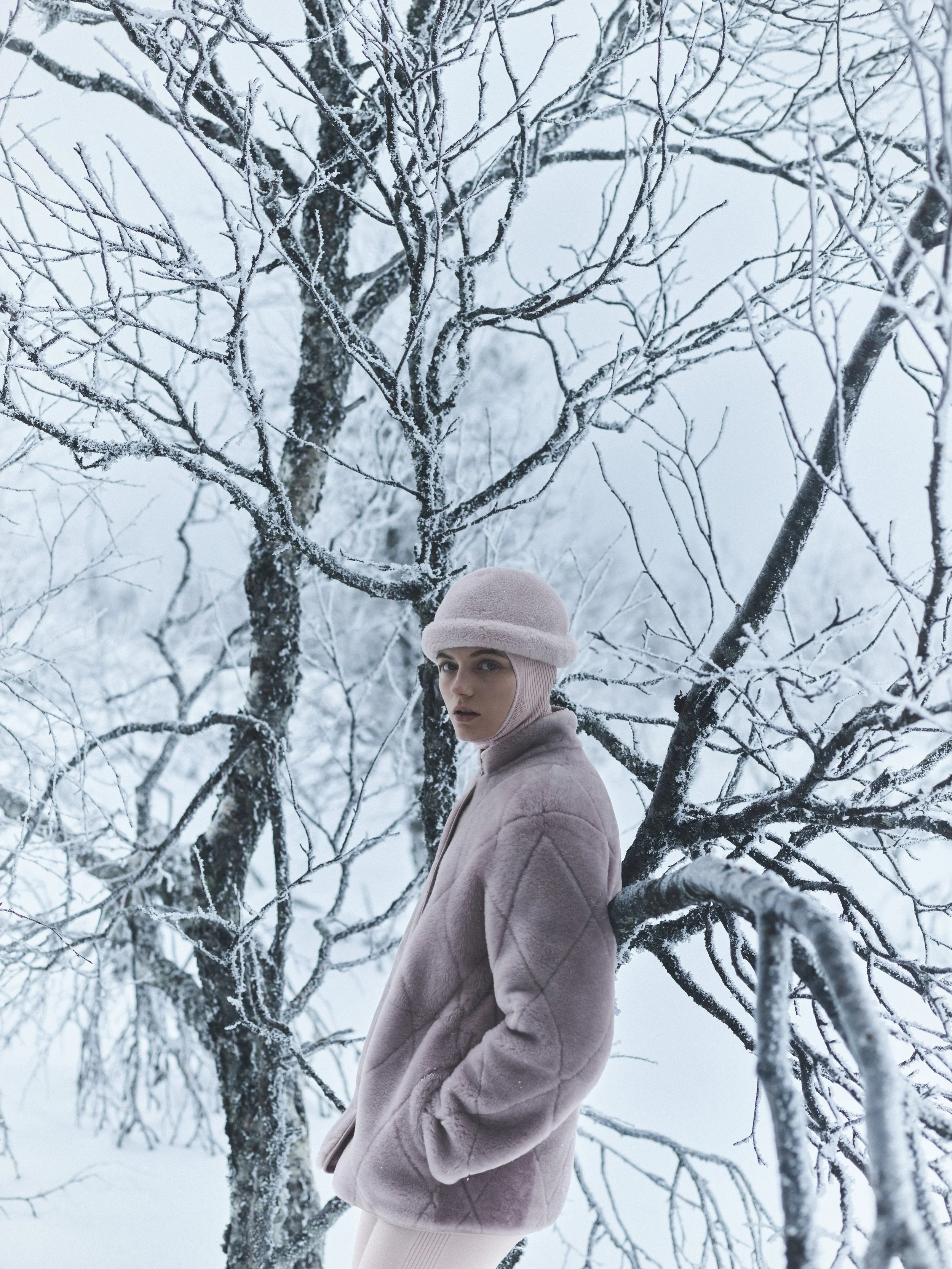 S10_AvD_LP_APRESSKI24_020.jpg