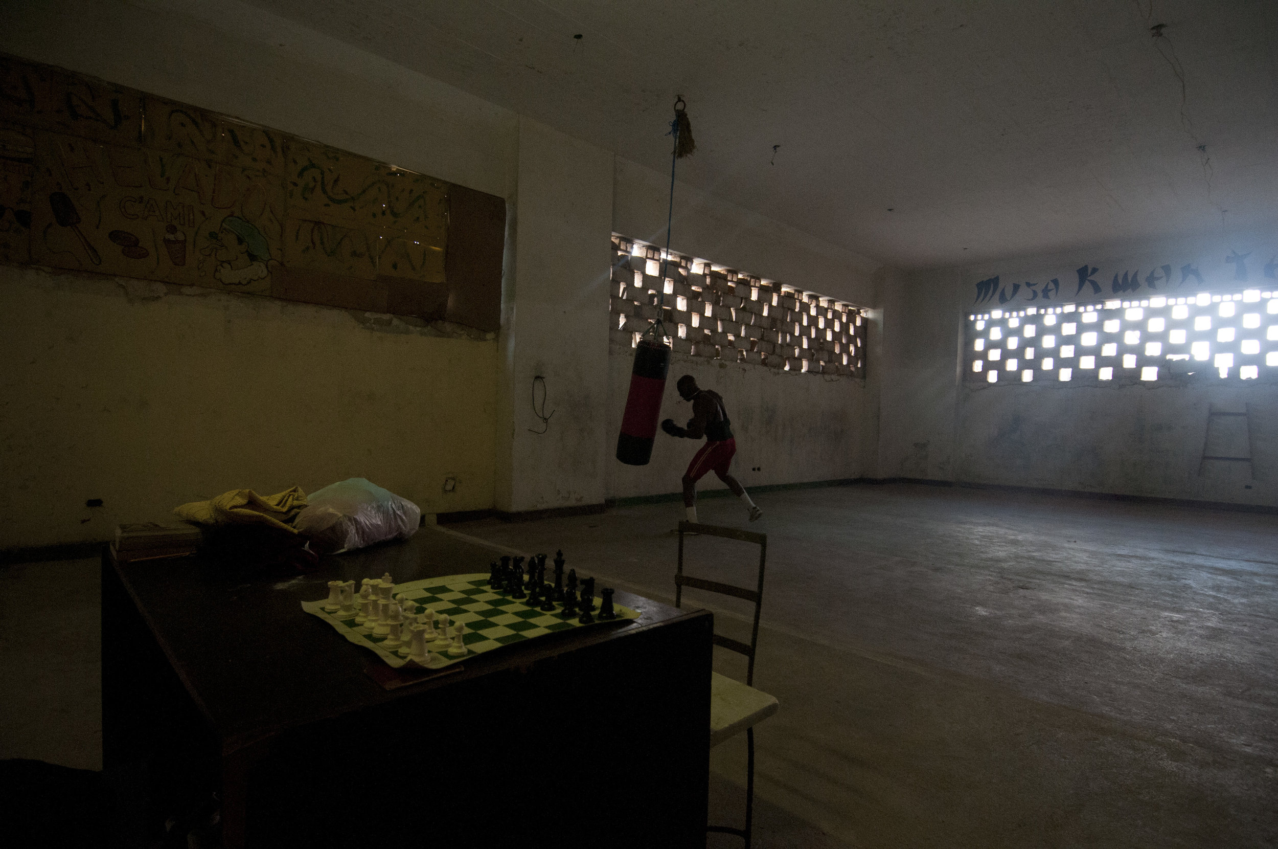 A man boxes with a punching bag in Havana, Cuba on March 26, 2013.