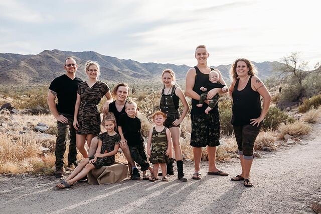 Who runs the world?! The clavel family! AND they rock camo! &bull;
&bull;
&bull;

#maternity #azmaternity #phoenixmaternityphotographer #phoenixphotographer #arizonaphotographer #like #likes #likeforlike #follow #followers #followforfollow #instafoll