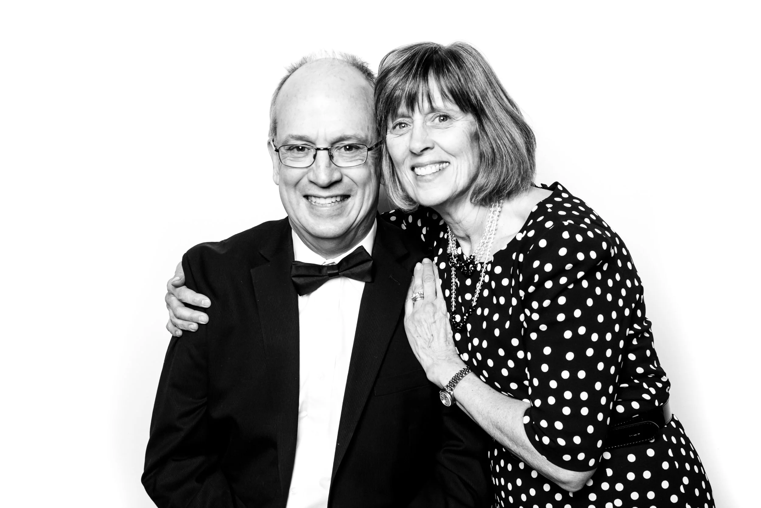 luxury black and white photo booth calgary.jpg