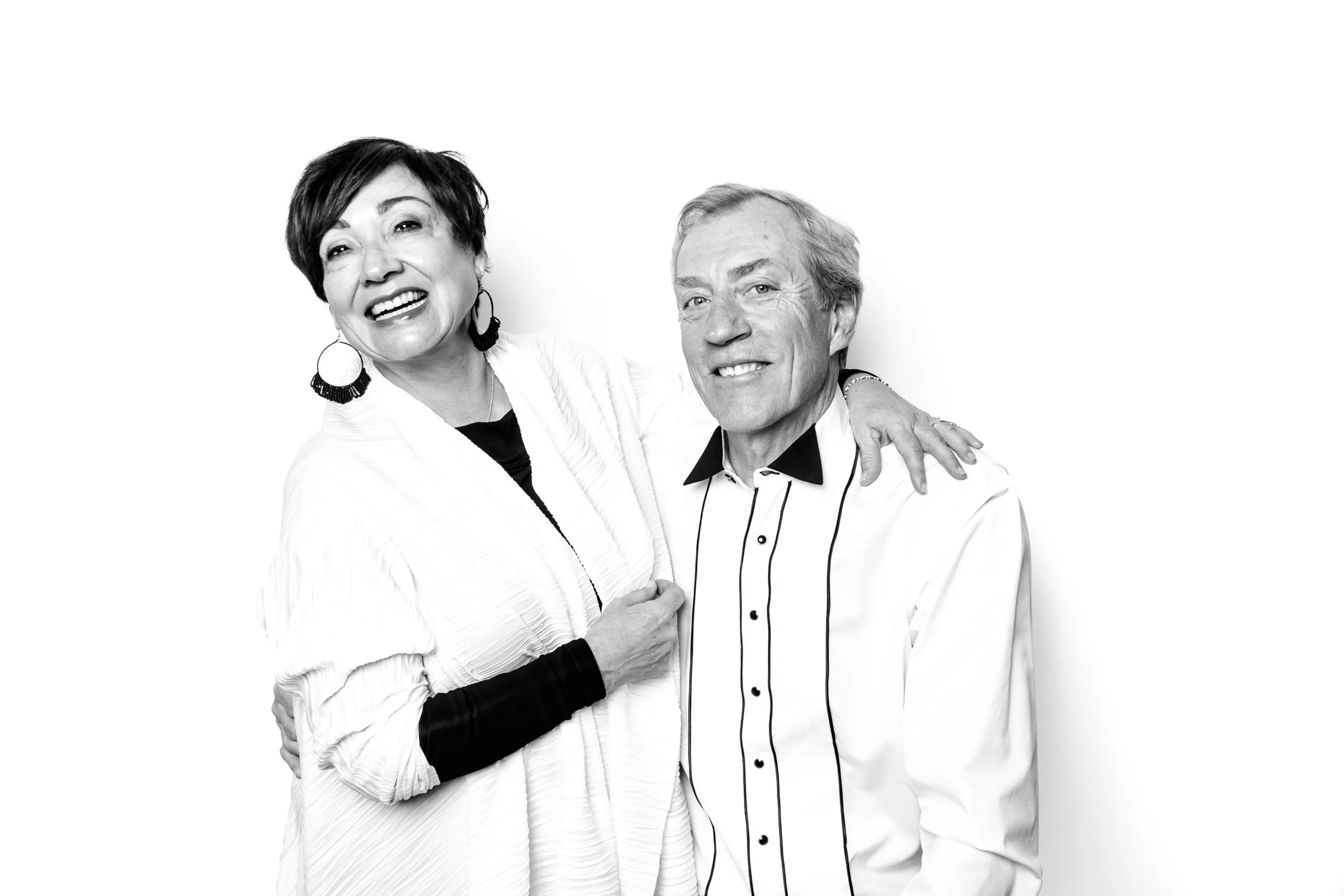 black and white photo booth calgary.jpg