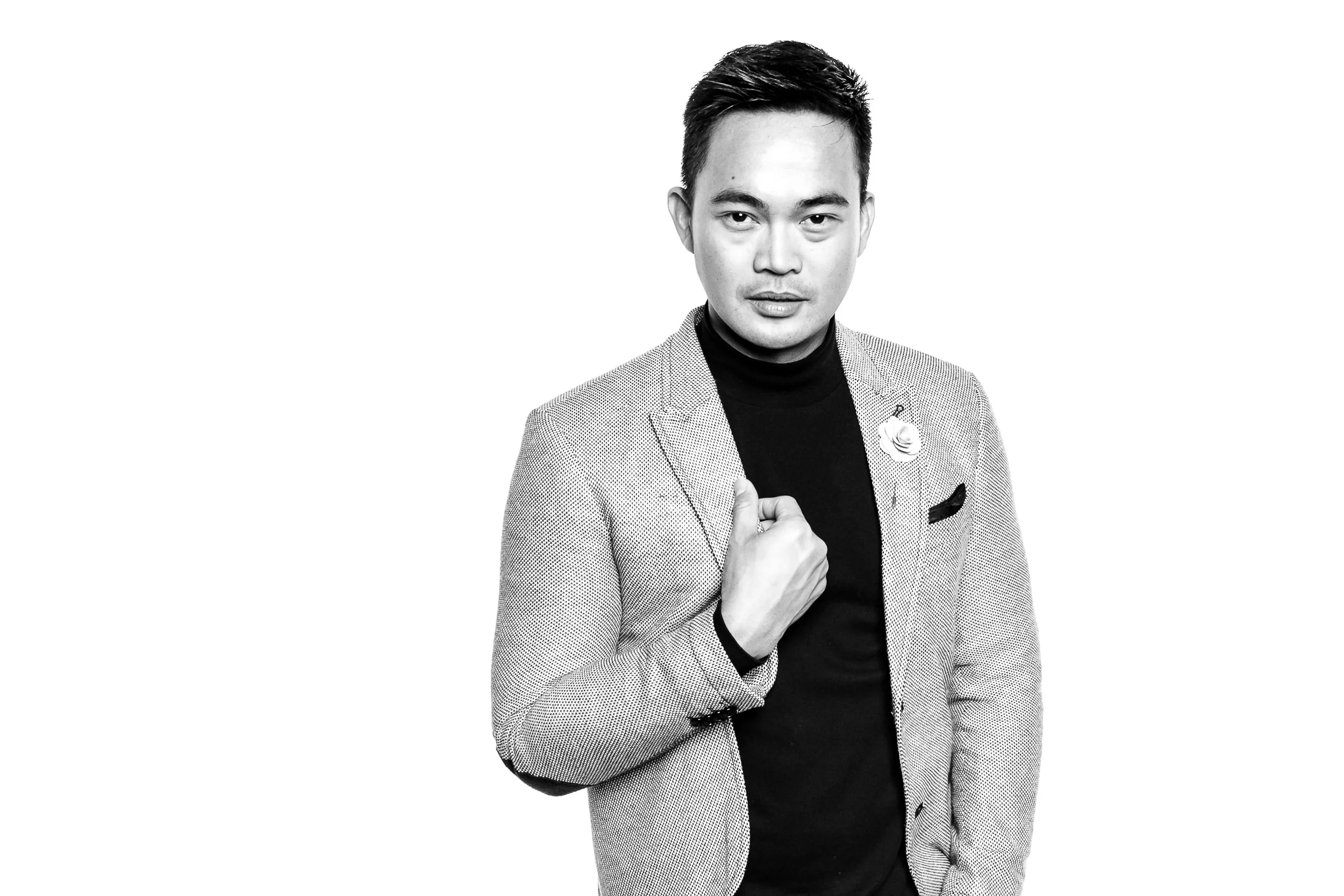 luxury black and white portrait photo booth.jpg