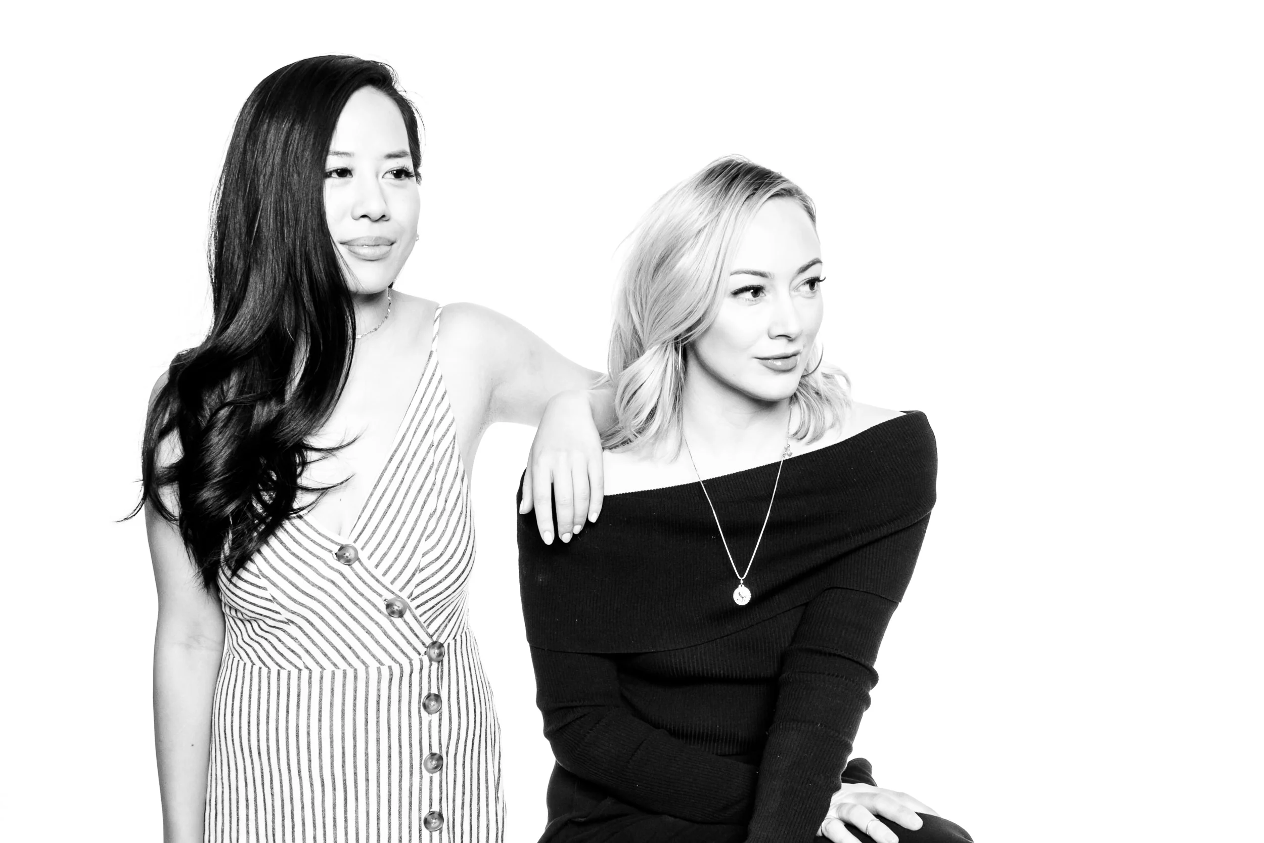 calgary black and white photo booth-46.jpg