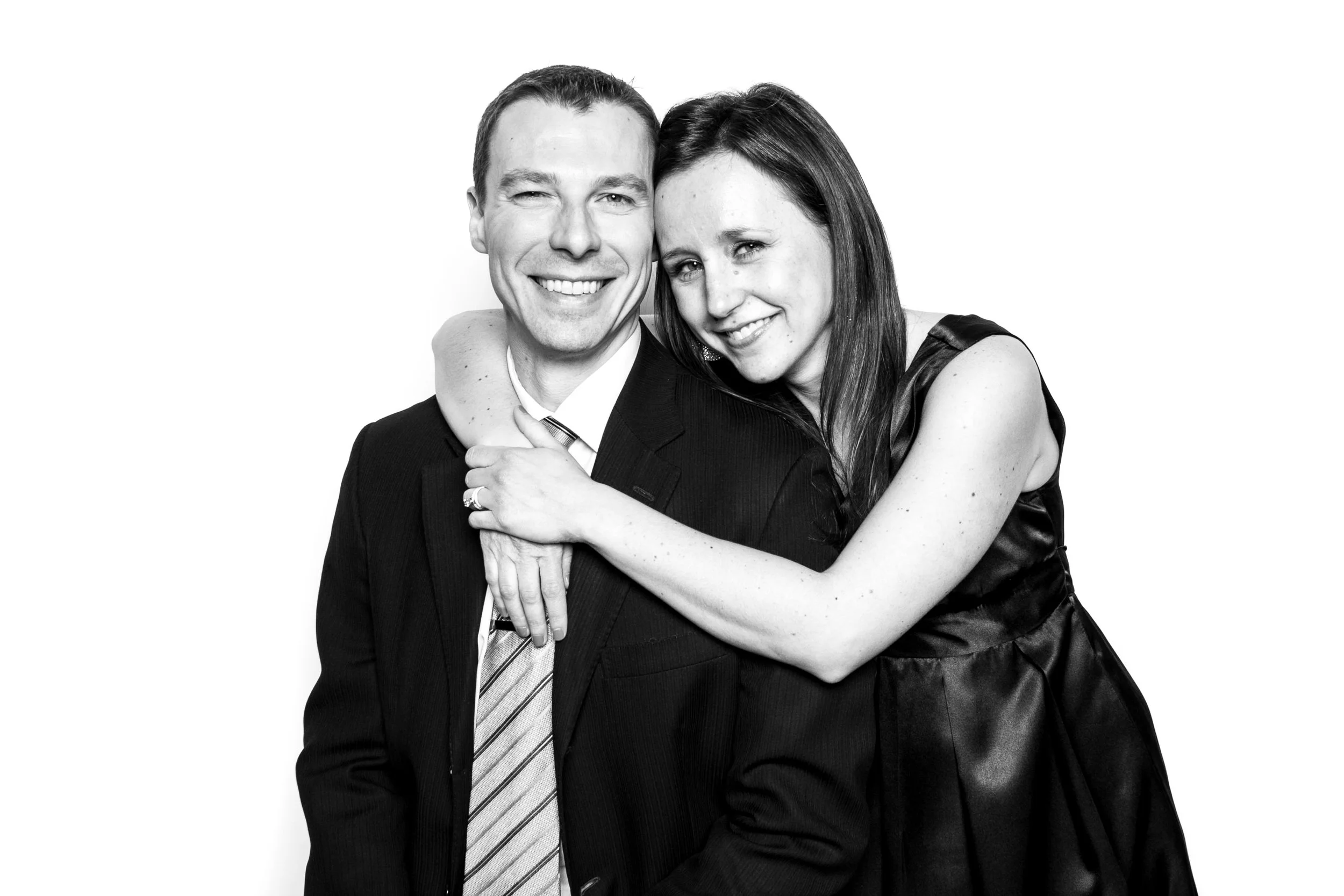 calgary wedding photo booth.jpg