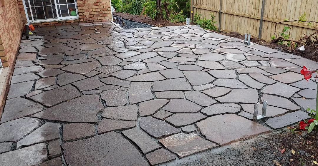40m&sup2; crazy pave job in Ocean Shores in 3 days with  help from @pacific_stonemasons. Love the result.