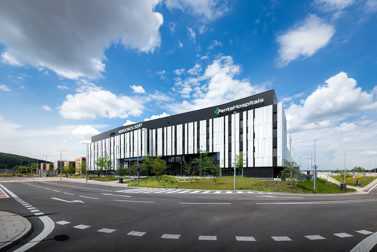 nemocnica-bory.sk-exterier-moderna-nemocnica-bratislava.jpg