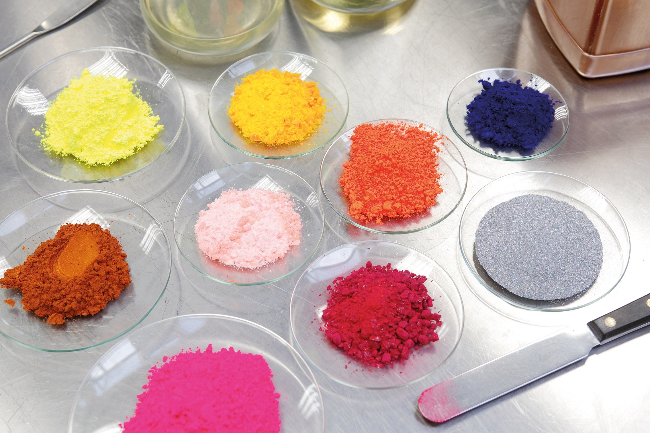 Selection_of_pigments.jpeg