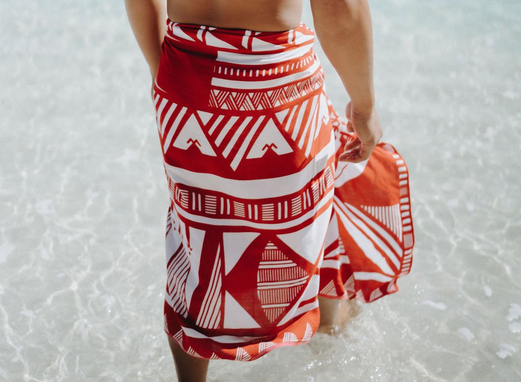 Red Motif Pareu (Sarong, Lava-lava)