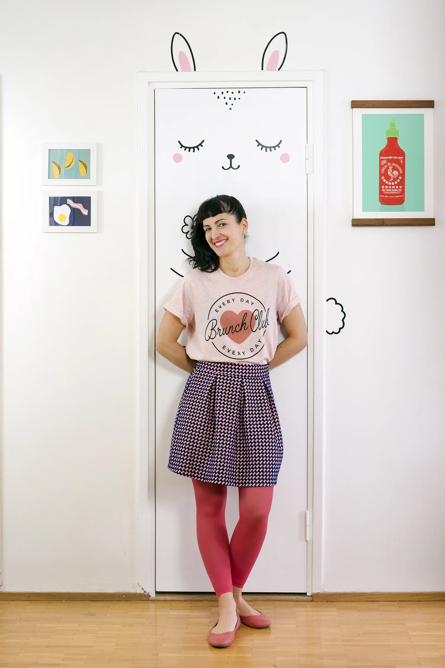 Alba-and-bunny-door-5.jpg