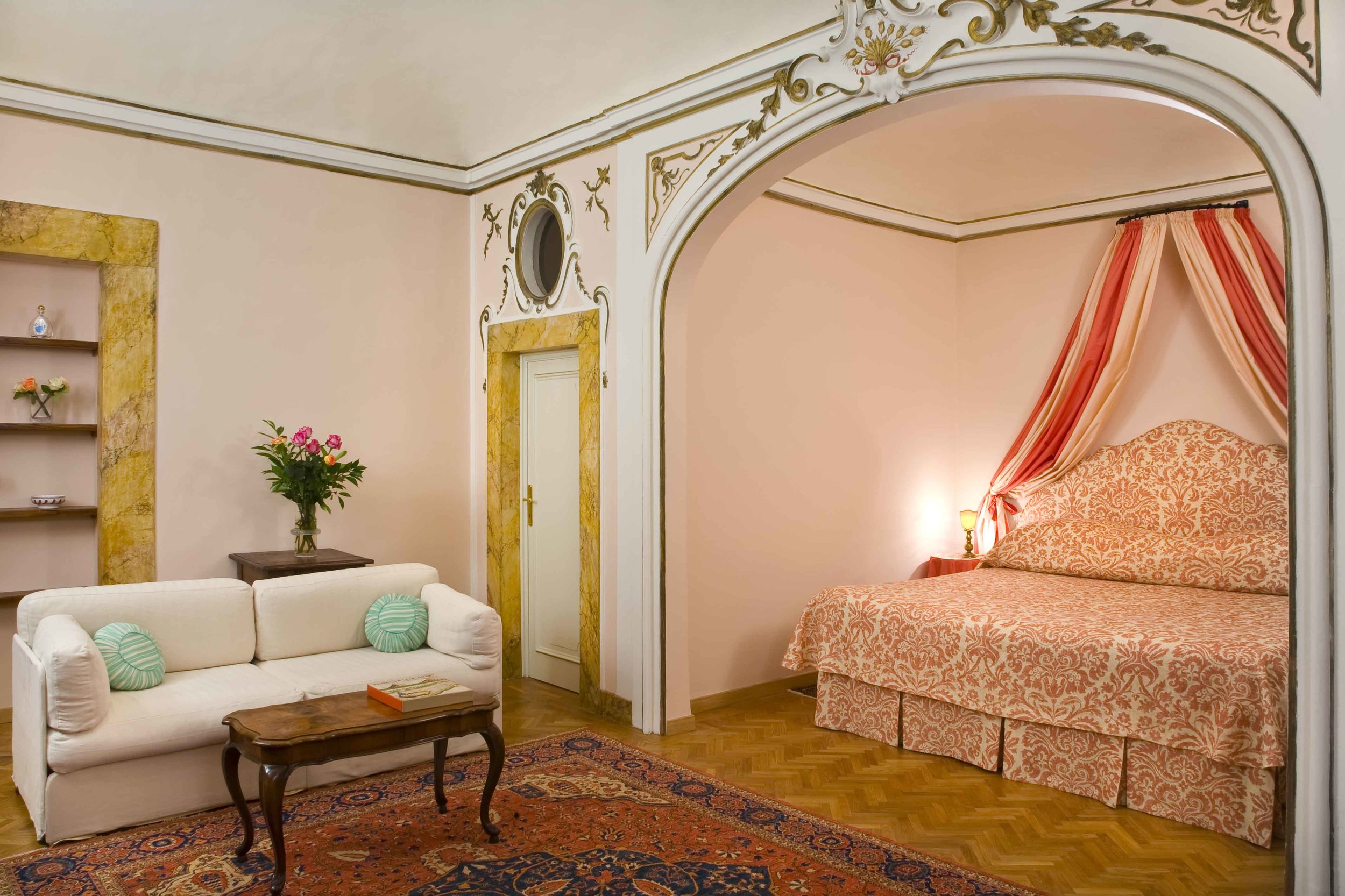 ALCOVE