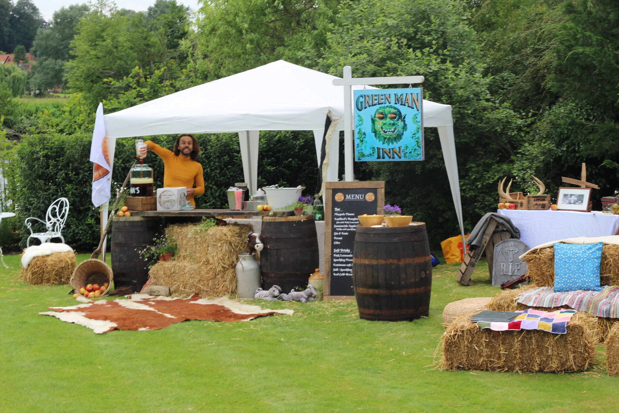Theming a Quirky Bar for Your Party