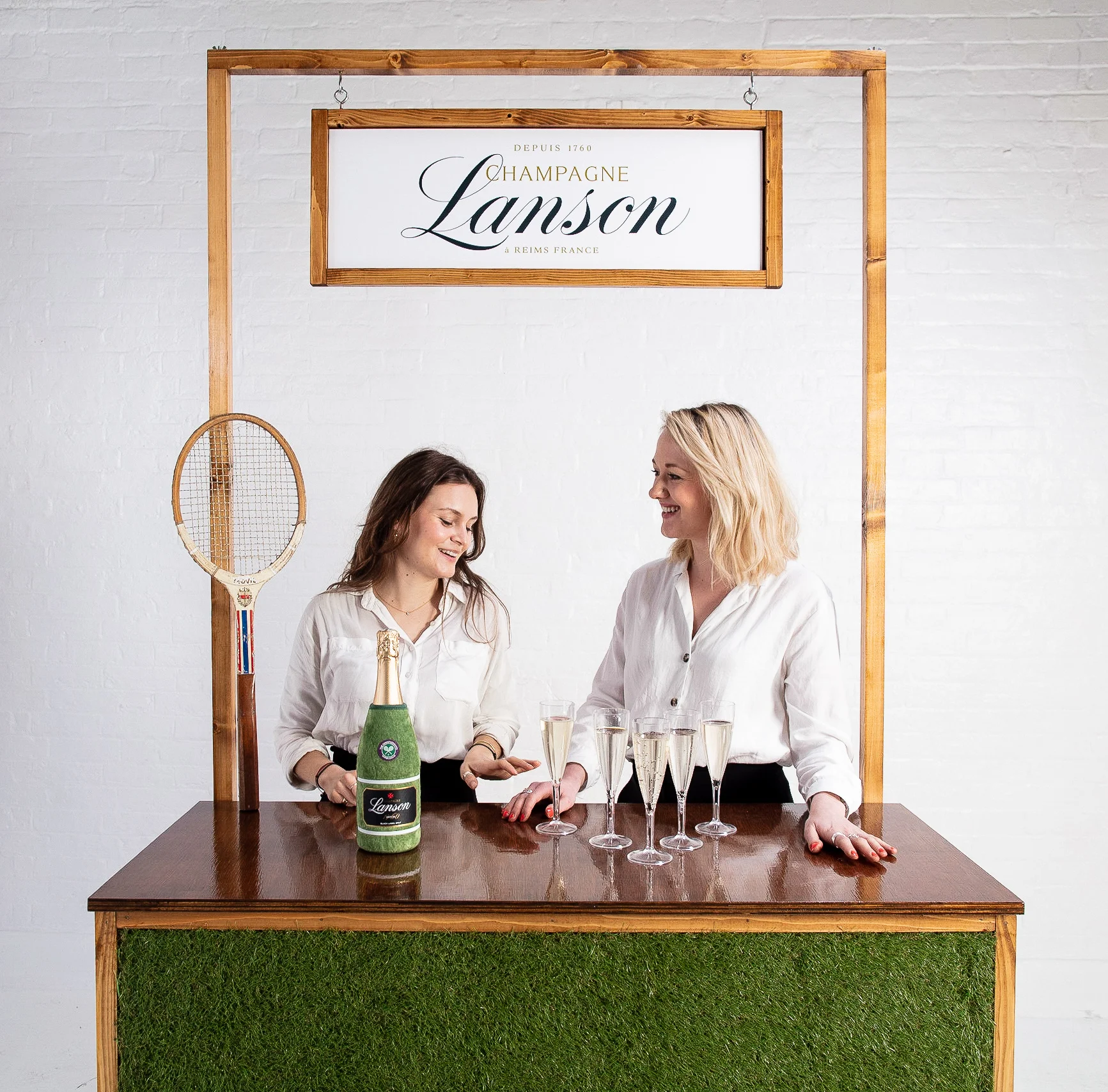 Grass Bar Champagne.jpg
