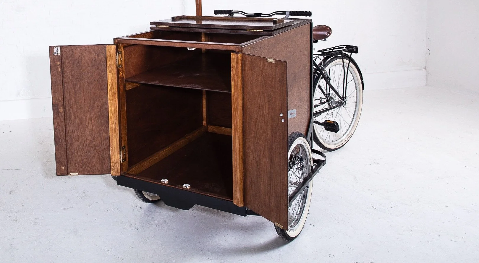 Tricycle Bar Hire Quirky Group