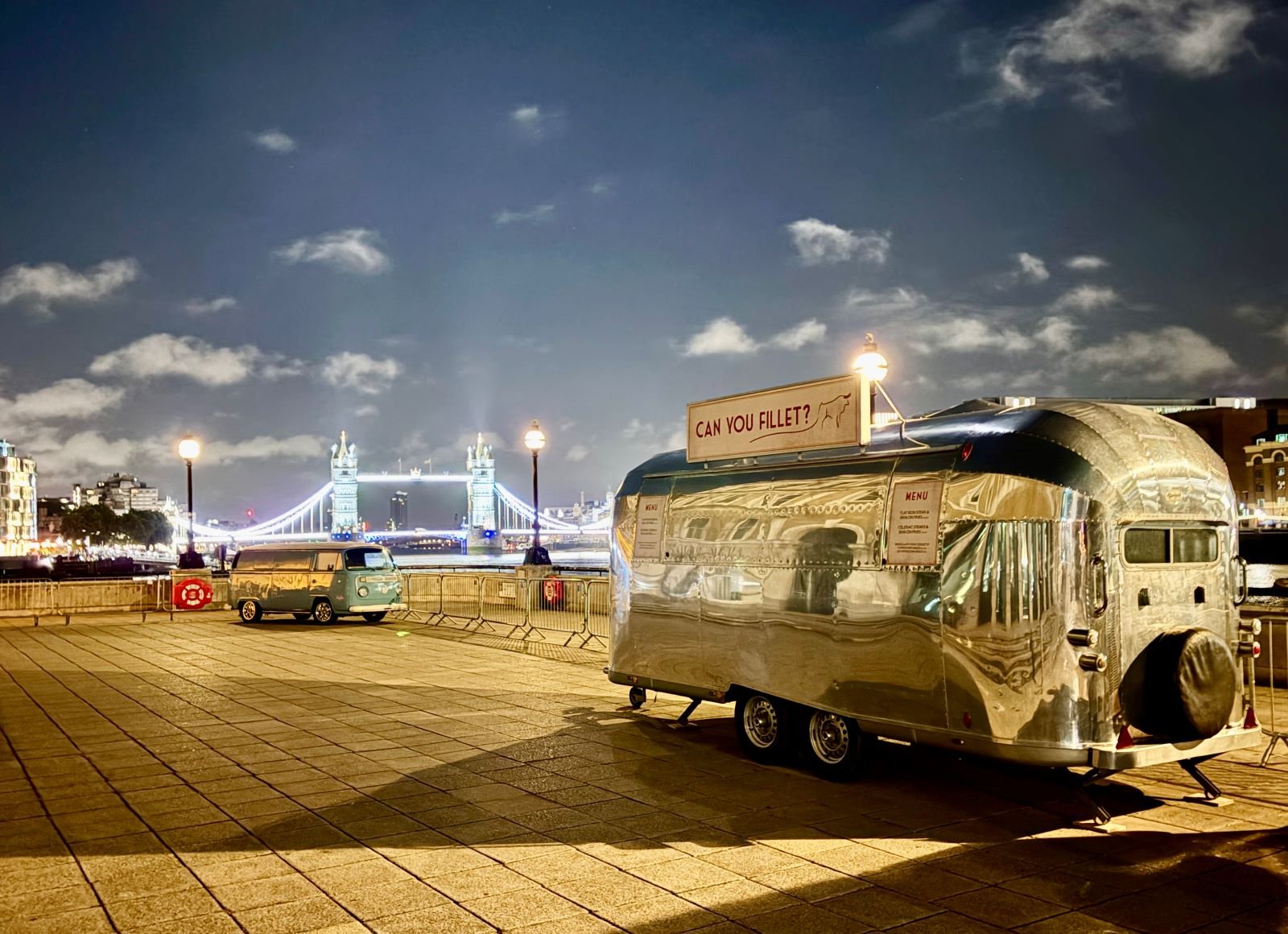 Airstream Bar - Beggars Group _ Gideon Reeling_1.JPG