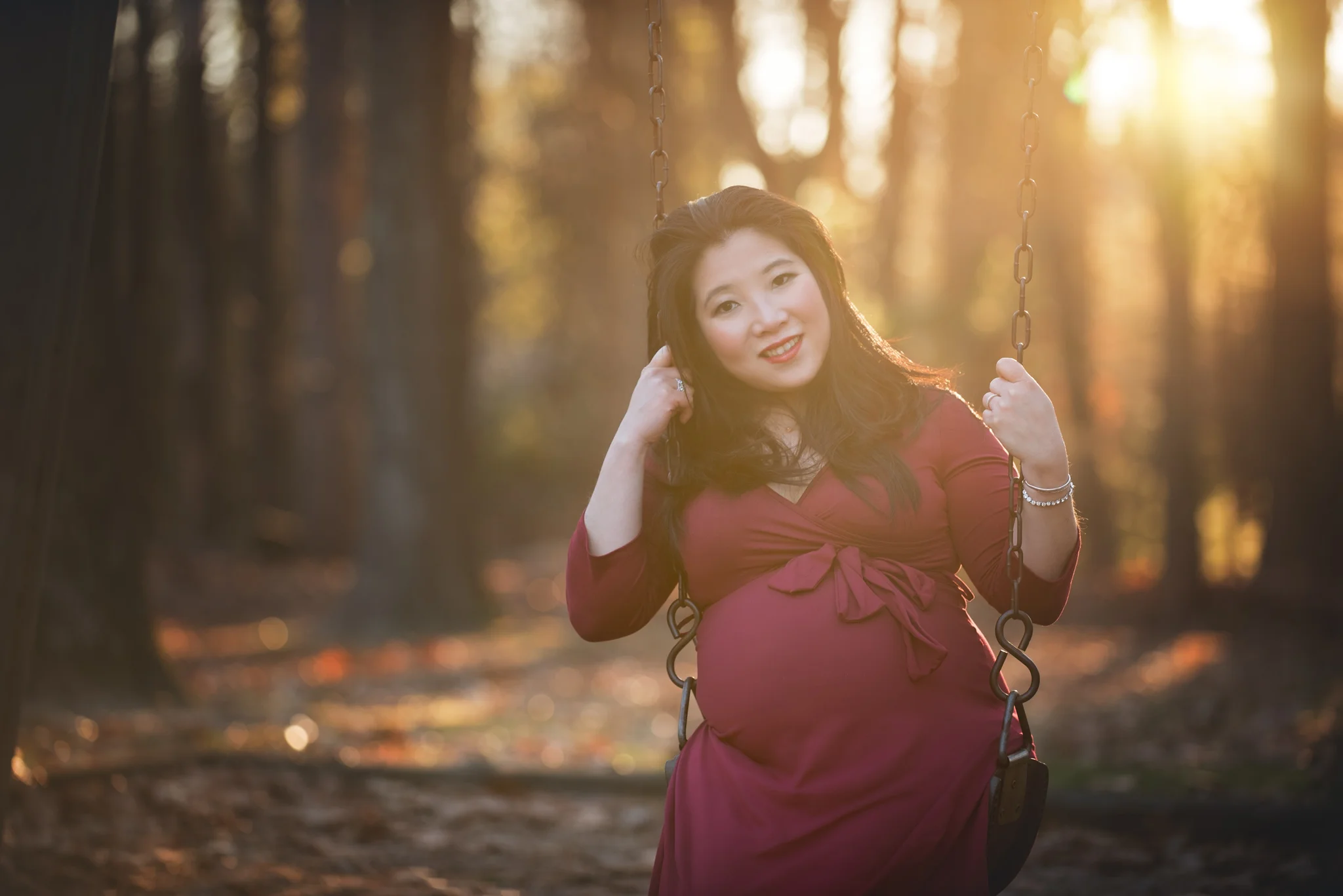 Maternity on Swing by Fotoplicity.jpg