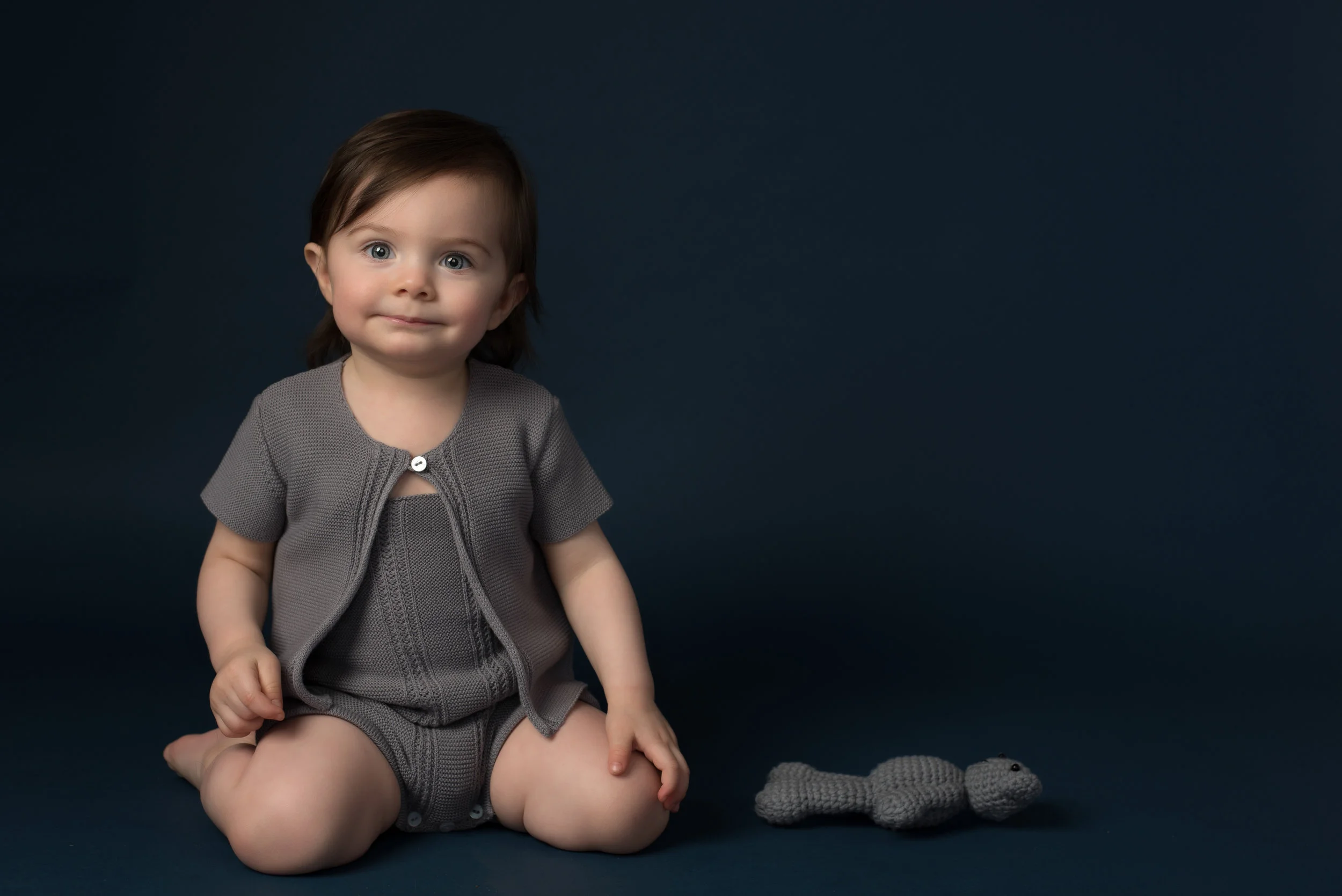 9-month milestone portrait of toddler girl sitting — Fotoplicity studio, East Brunswick, NJ