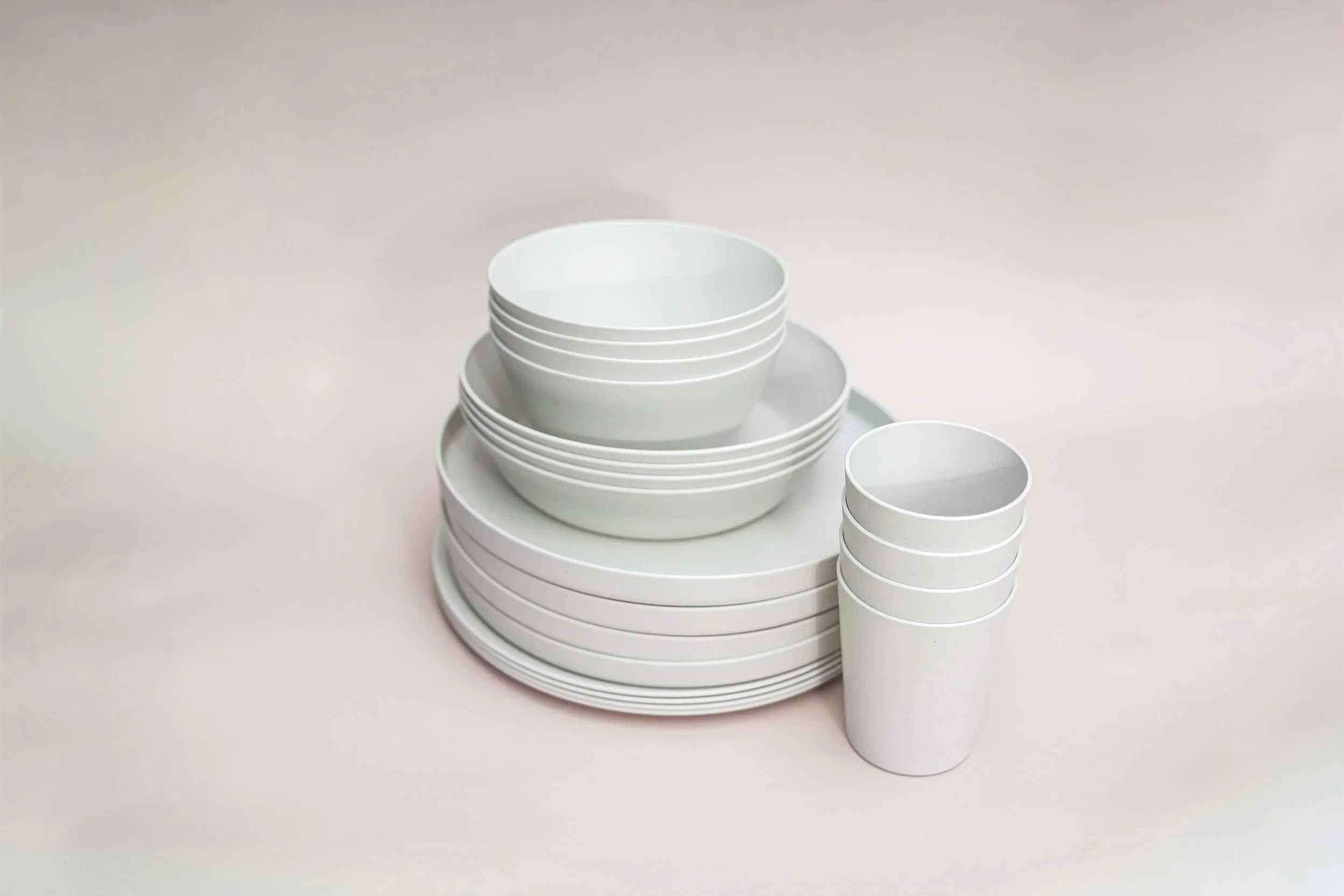 Lightweight PLA & Bamboo Fibre Dinnerware Sets - 16 Pieces