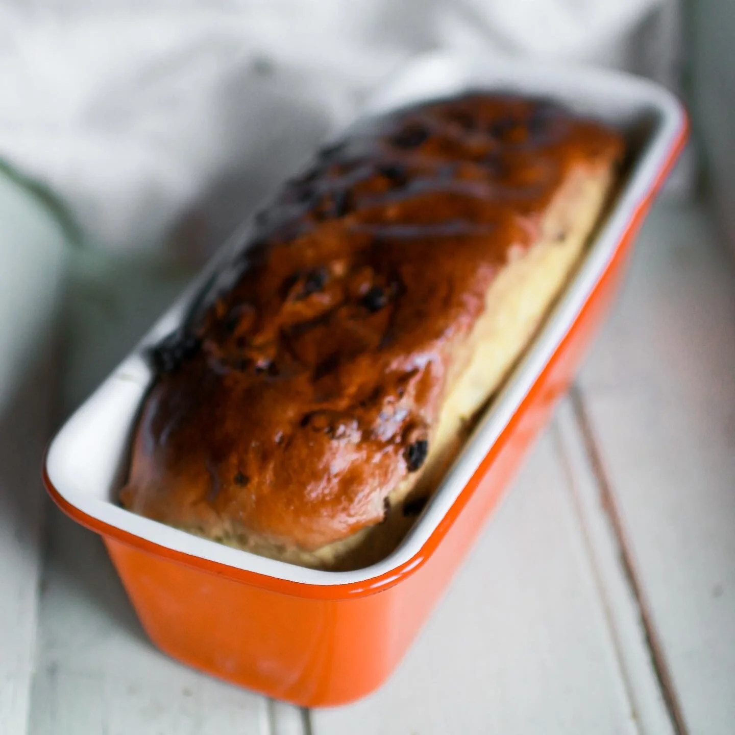 E5DEA702-81E8-4049-920D-300A181D3E8C