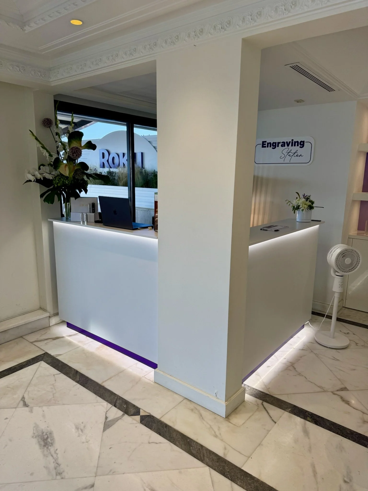 Live engraving setup at Roku’s VIP event in Cannes