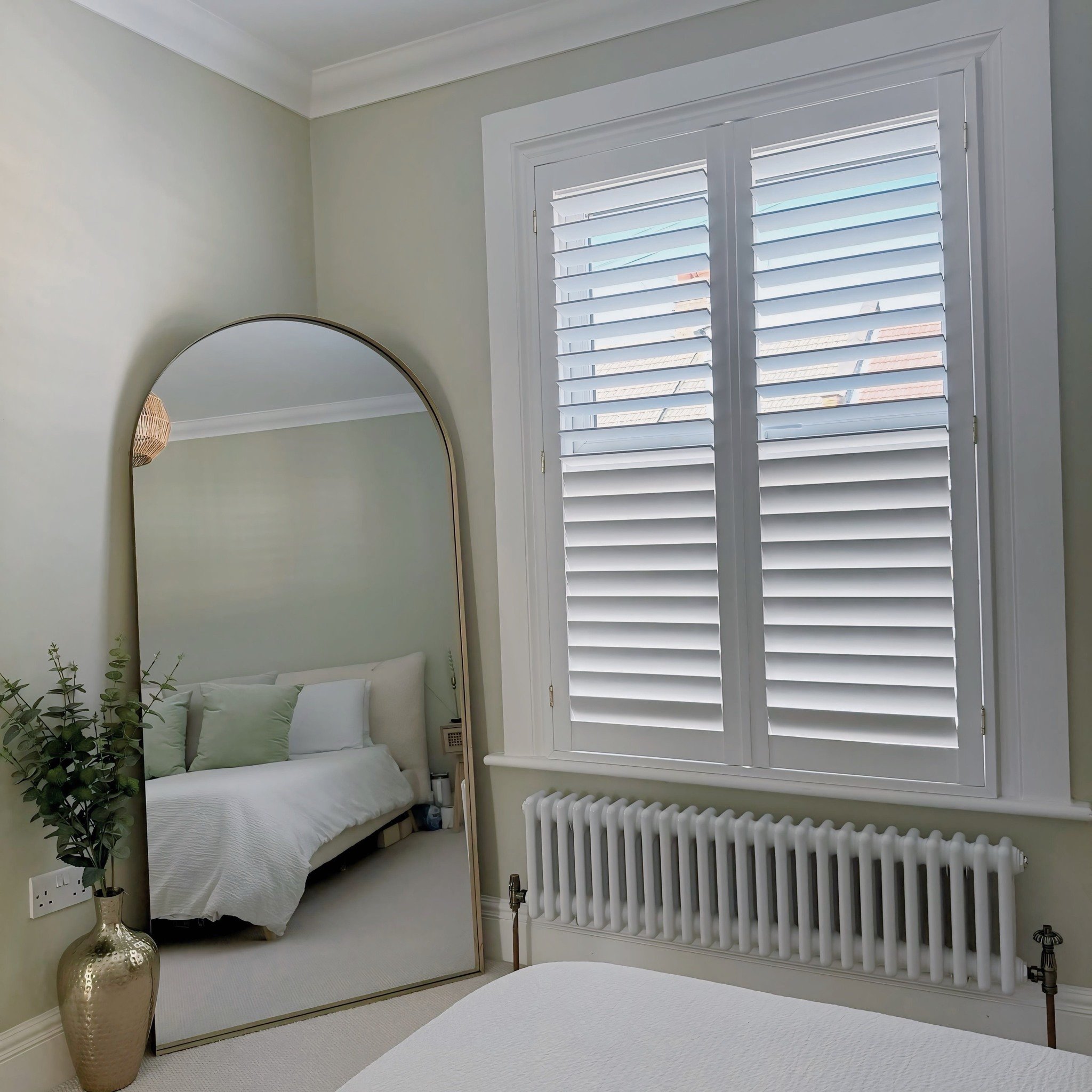 Embrace Timeless Elegance With Our Full Height Shutters! 

Installed in Pure White Colourway, with 76mm Medium Slats and Matching White Hinges, These Shutters Bring a Touch of Sophistication to This Customer's Sash Window.

Elevate Your Bedroom's Aes