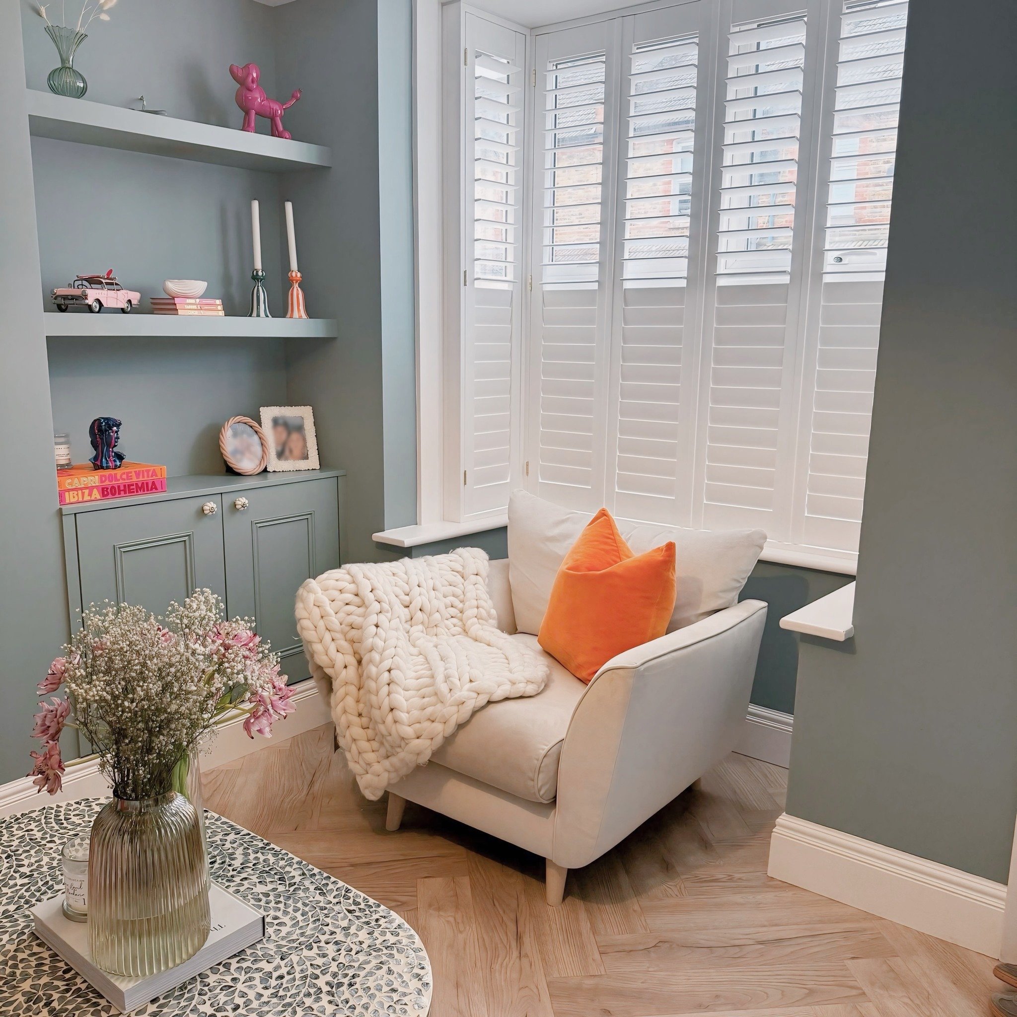Transform Your Living Space with Our Full Height Shutters. This Customer Opted for Pure White Colourway with Our Stunning Gold Hinges! 🏡
 
These Elegant Window Dressings not Only Add a Touch of Luxury to Your Interiors but Also Offer Privacy, Light 