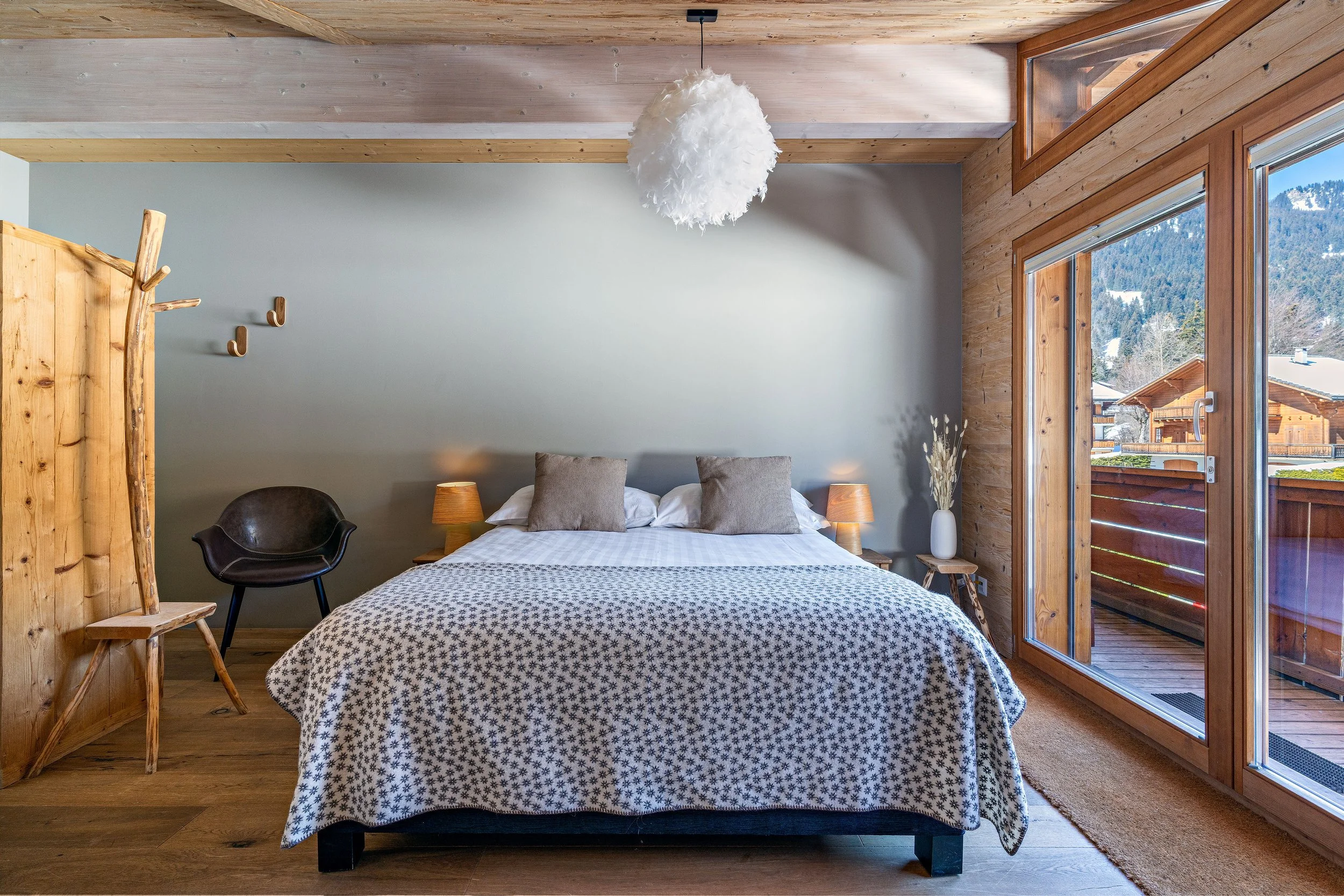 Poivre et Chocolat - Courtyard View