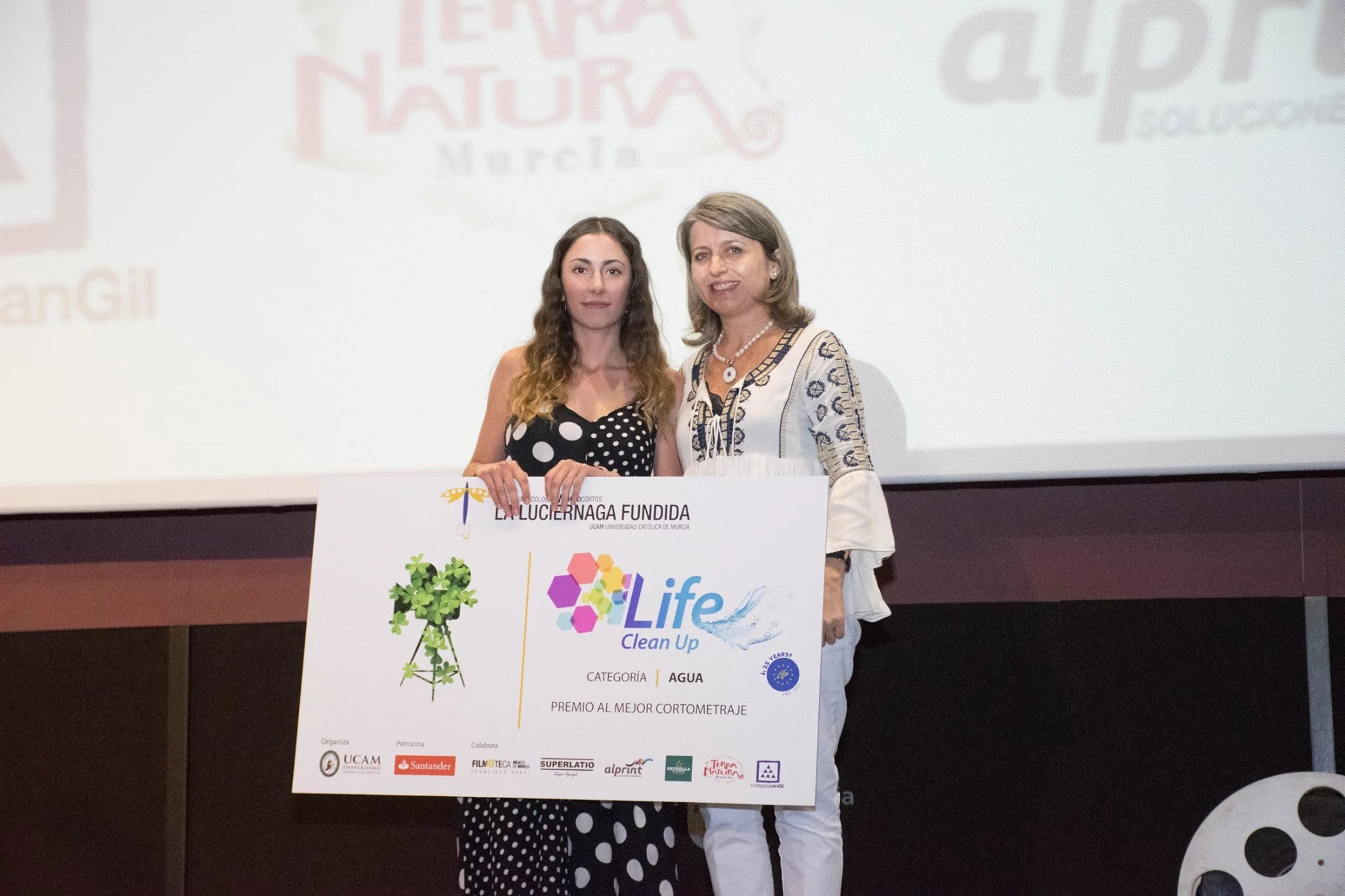 LIFE CLEAN UP PREMIO.jpg