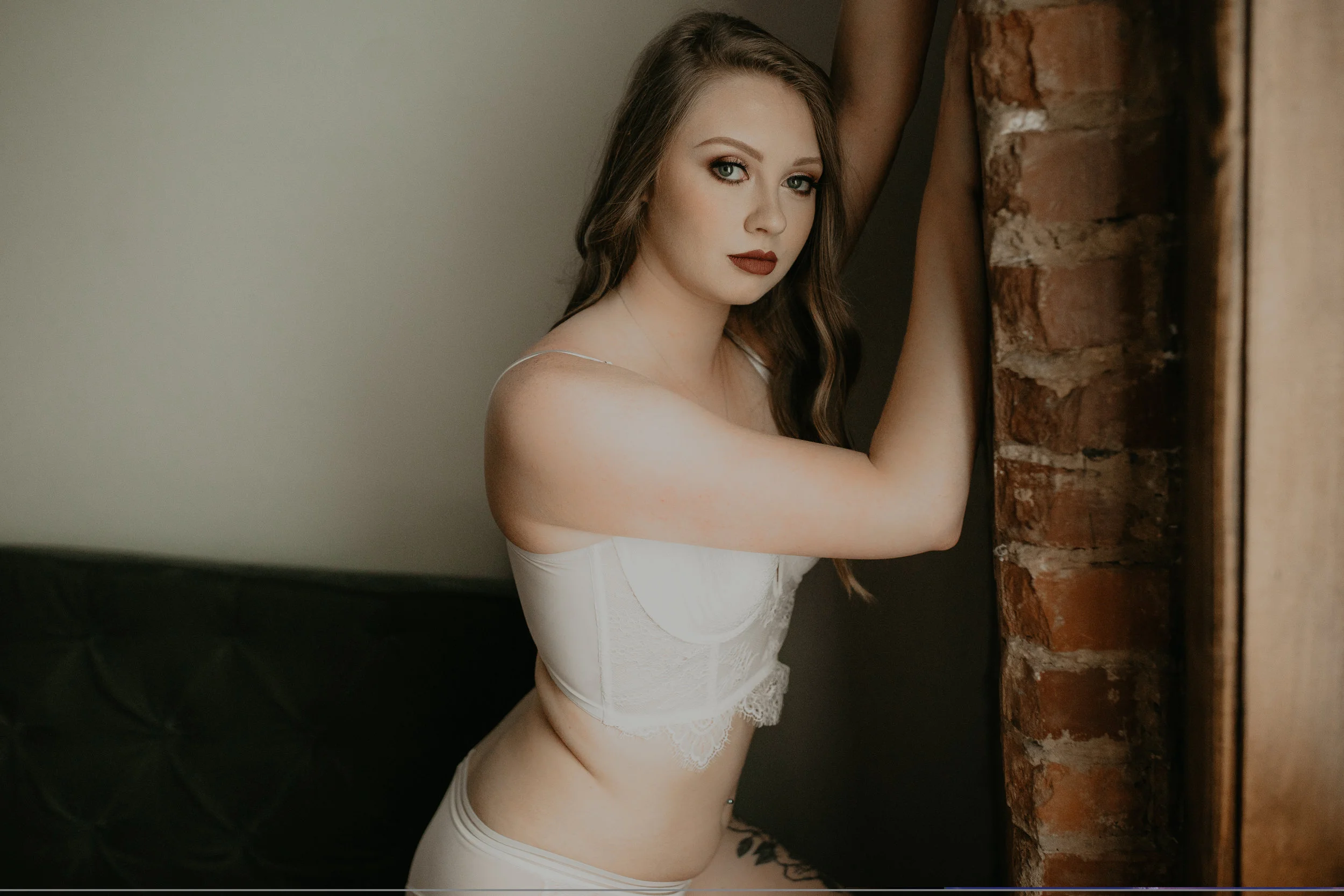 Ashley Lewis Boudoir-43.jpg