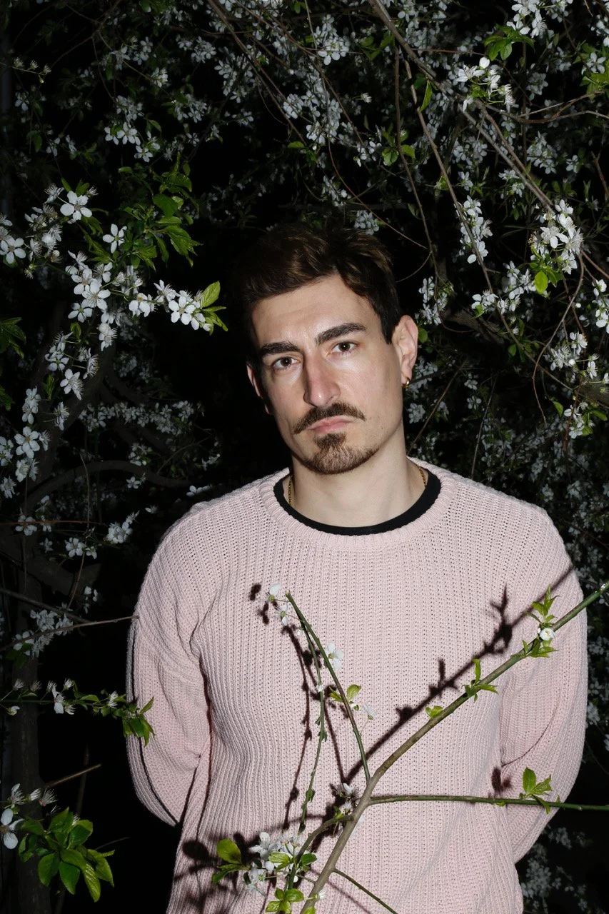 Anton Weil, Super einsam