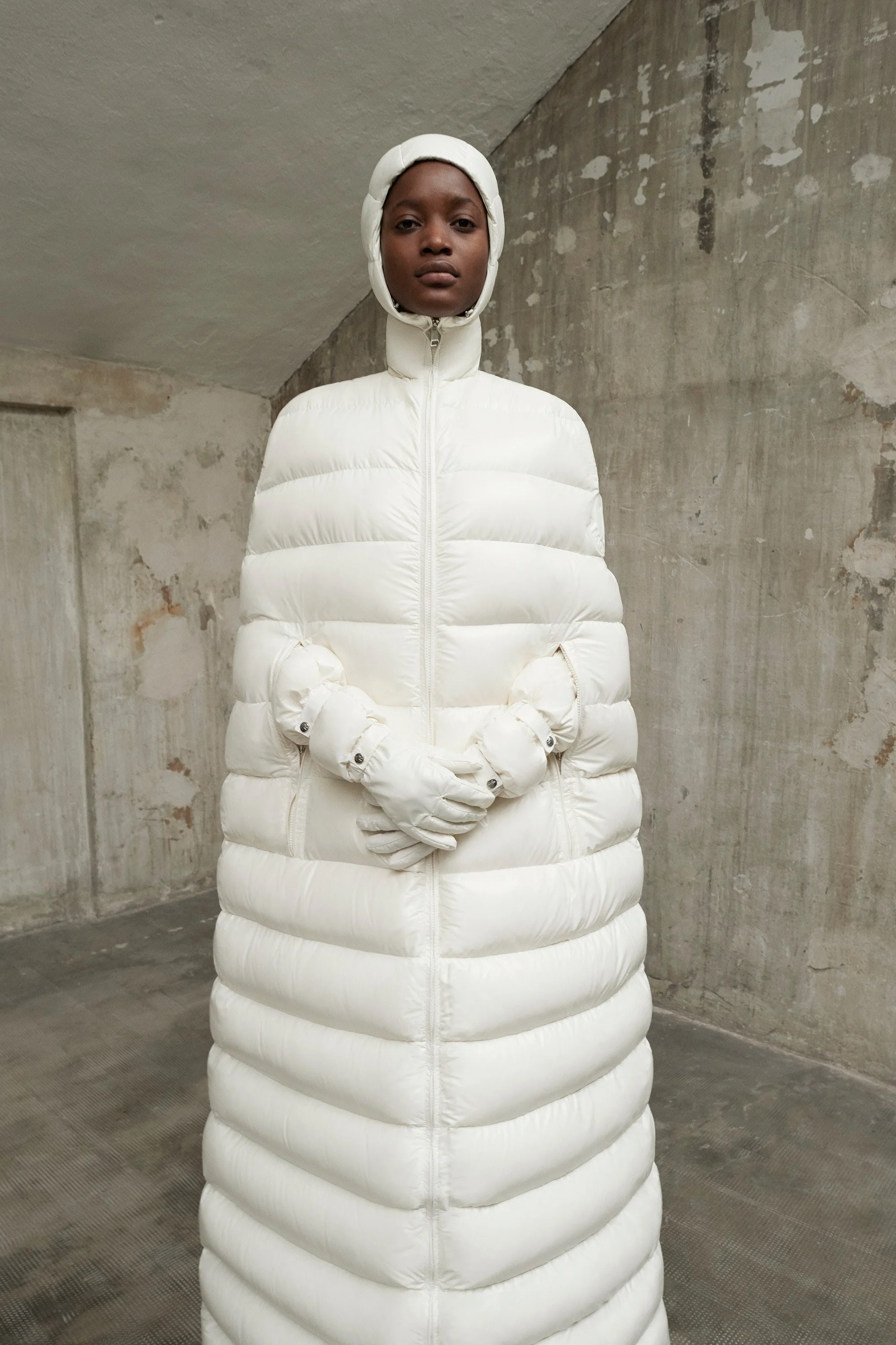 02-moncler-pierpaolo-piccioli-fall-18.jpg