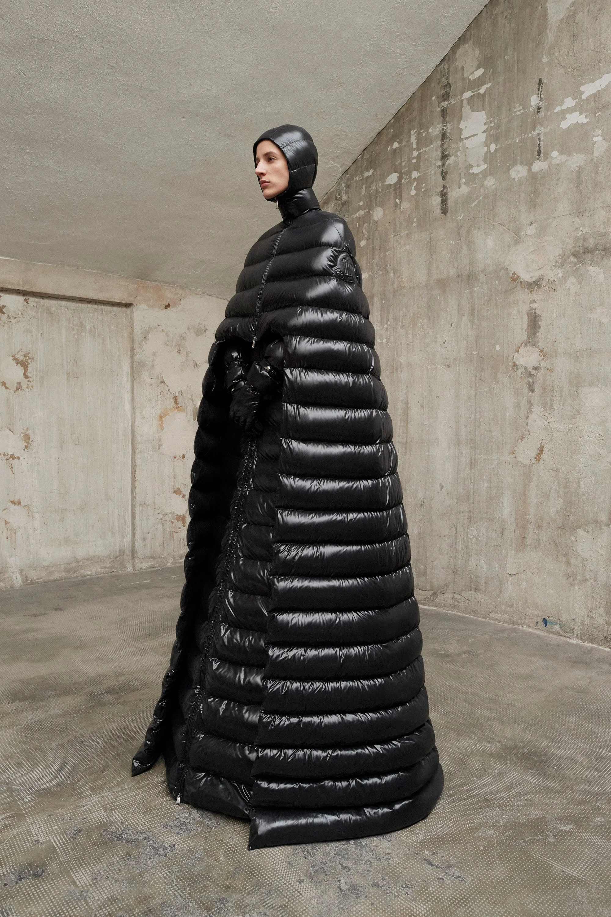 10-moncler-pierpaolo-piccioli-fall-18.jpg