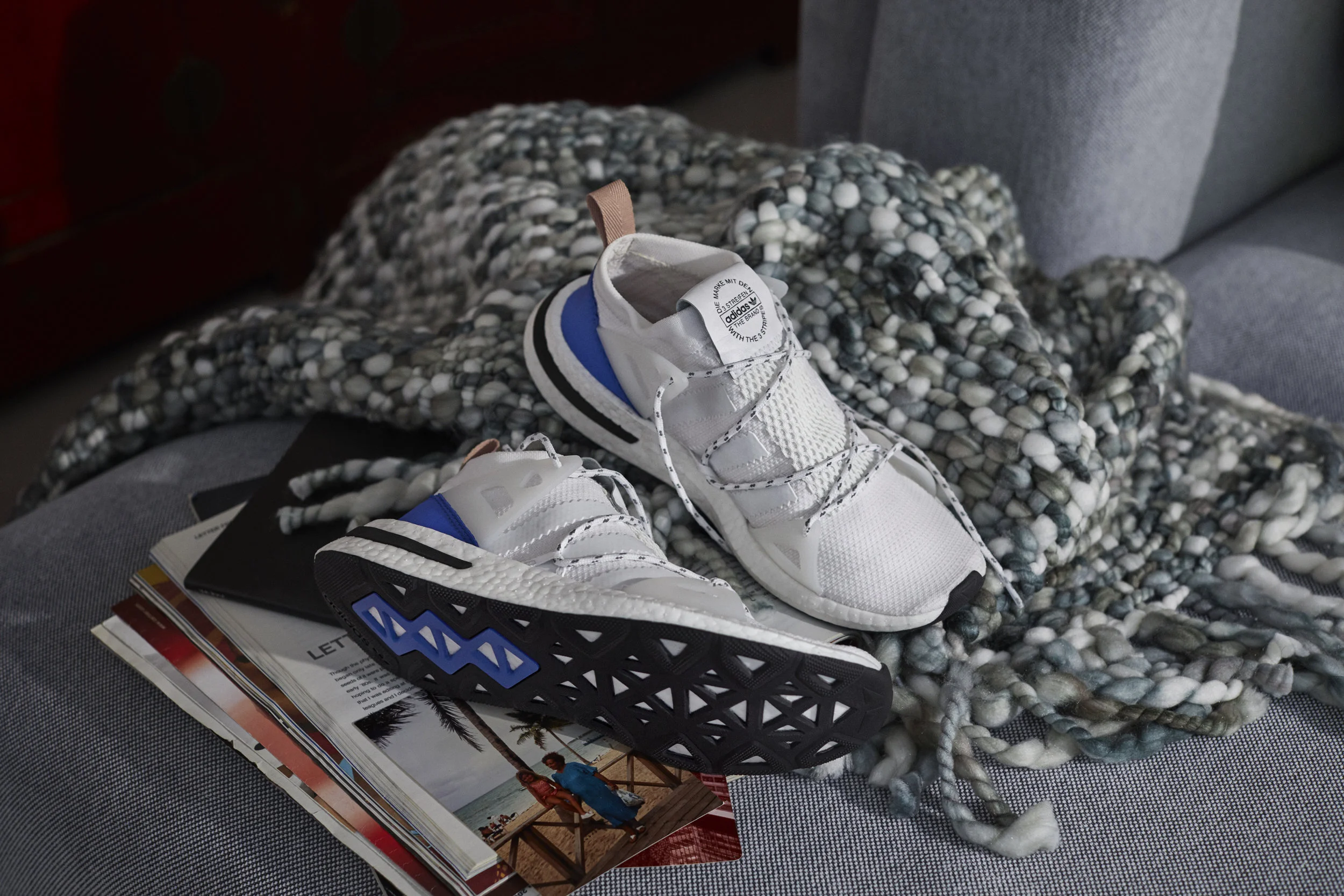 SS18_ARKYN_CQ2748_OFF FOOT_147_RGB.jpg