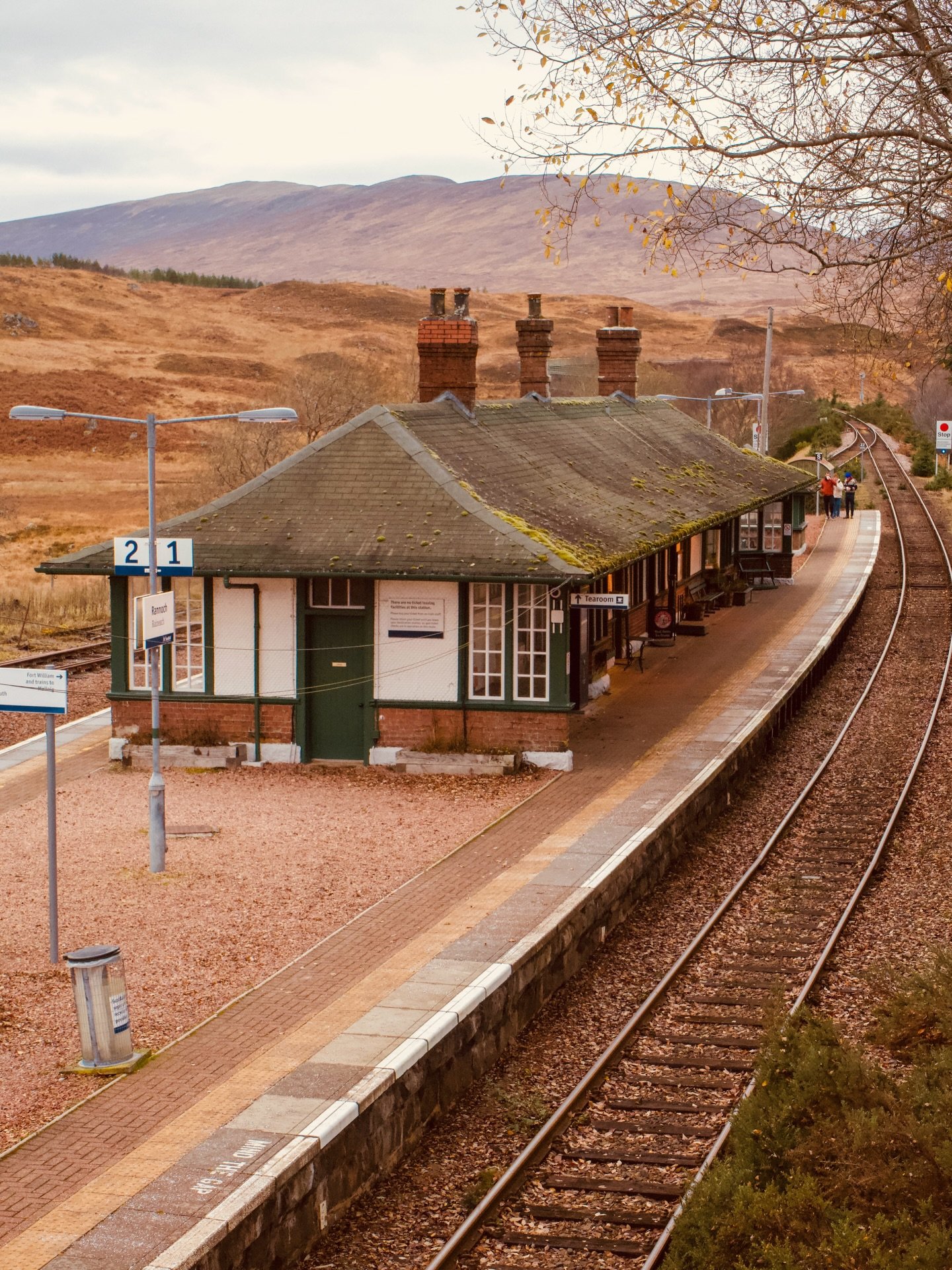 Best station ever? What do you think? 

#theperthshiremagazine #rannoch #scotland