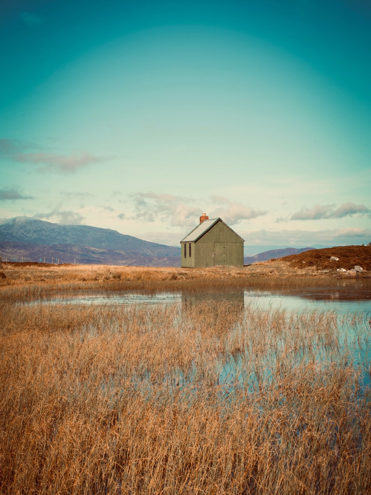 What do you prefer, colour or black &amp; white? 

#perthshire #scotland #theperthshiremagazine