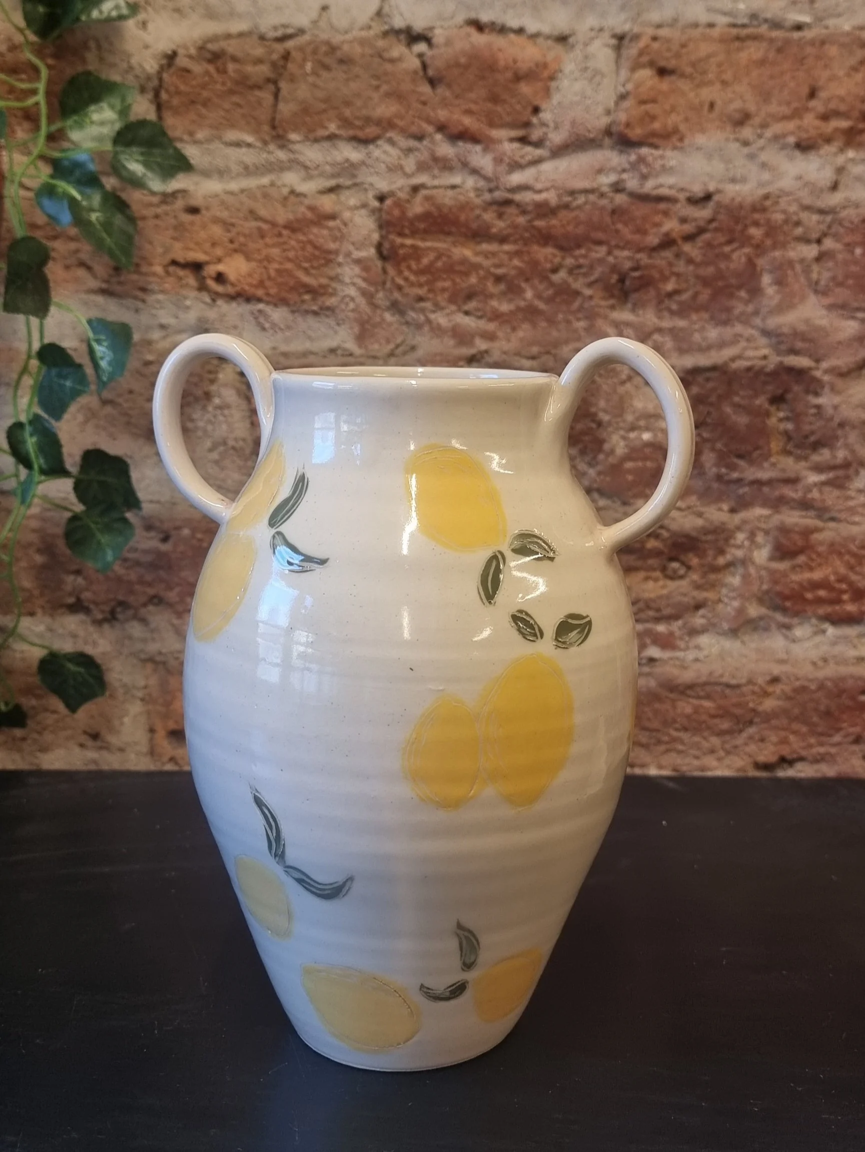 Lemon Vase with handles