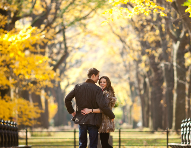 Fall dating is in full swing!