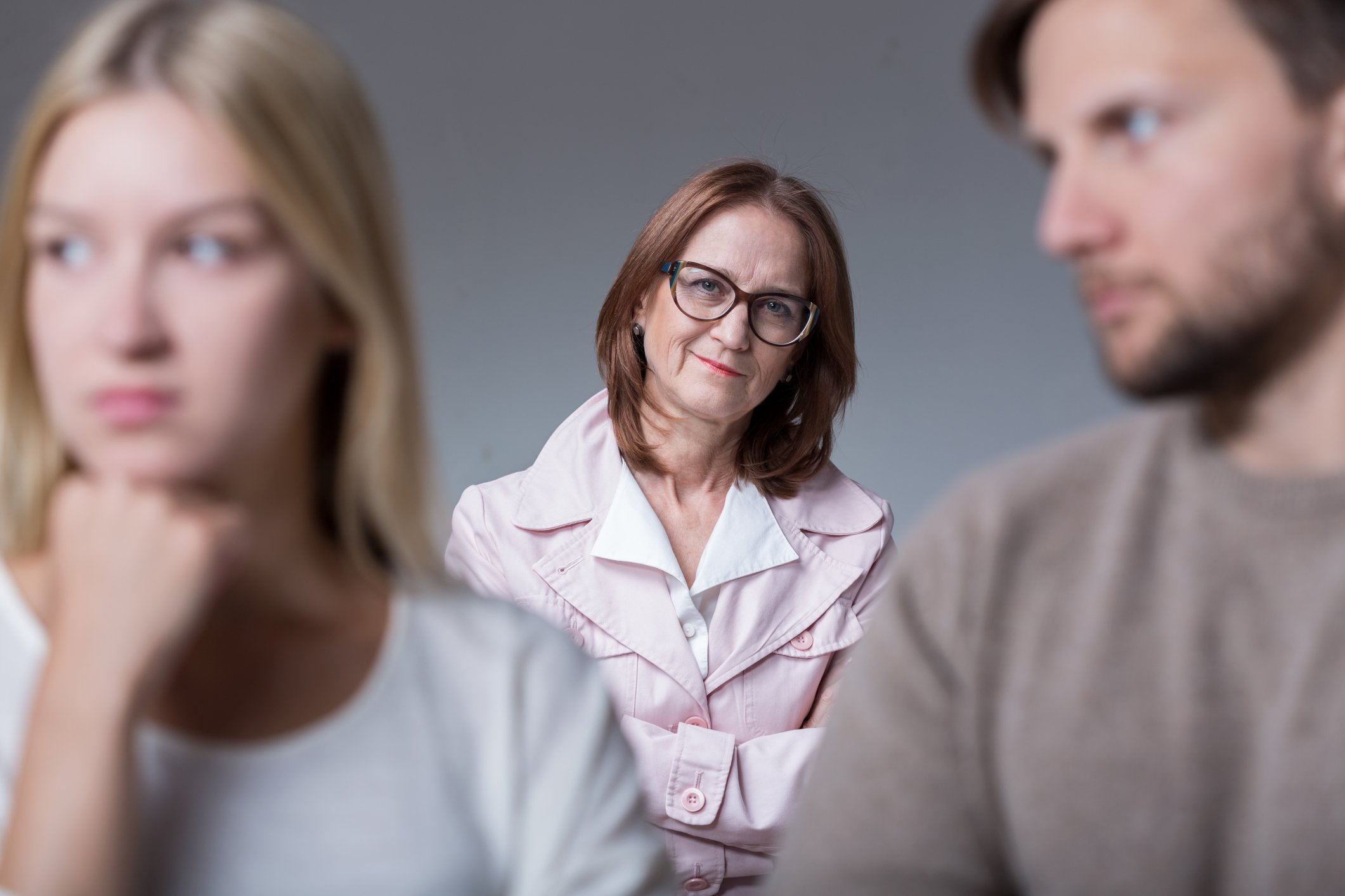 How to Deal With Relatives Meddling in Your Relationship