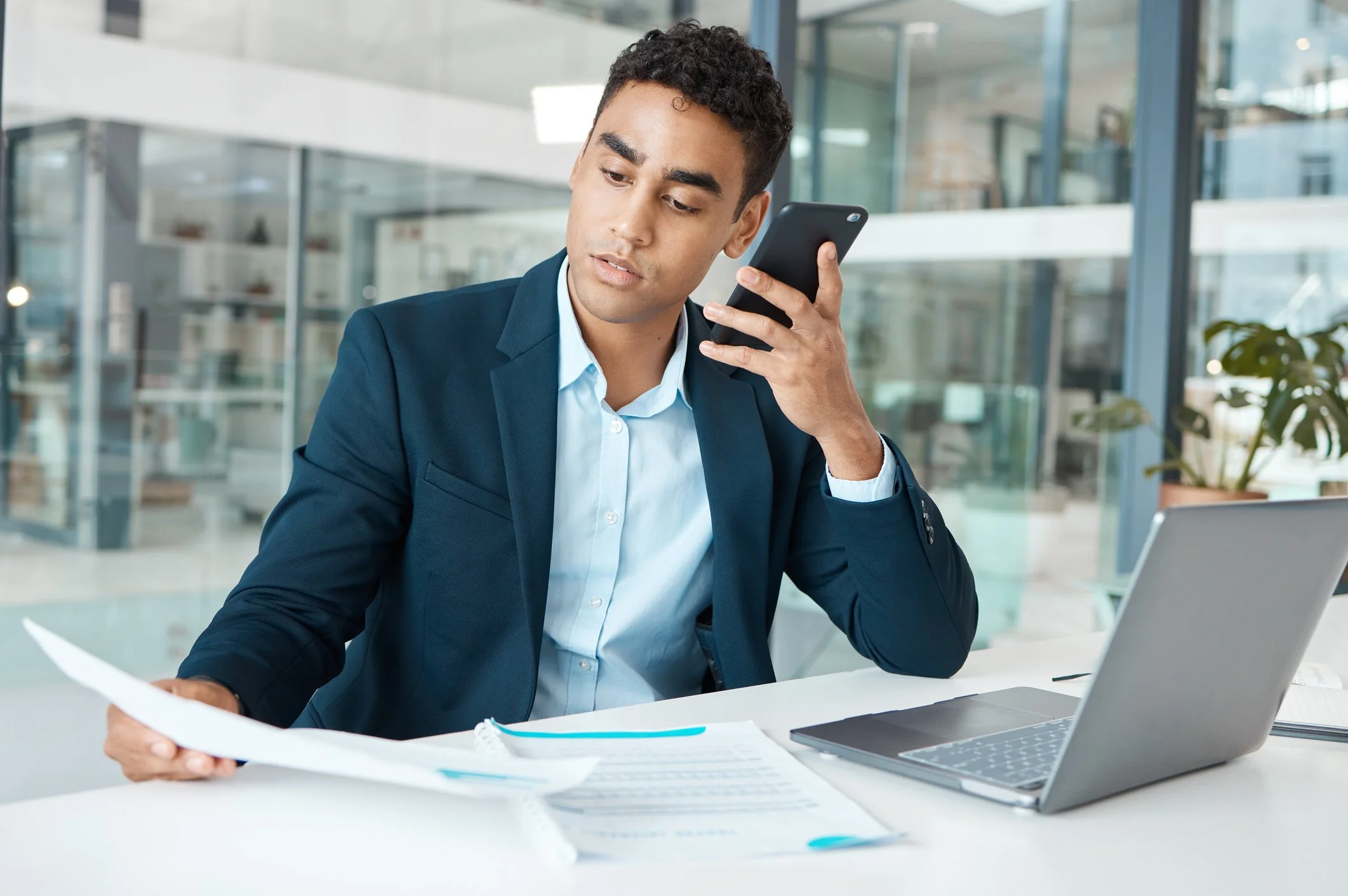 Thinking About Dating With a Busy Schedule? What You Should Consider 