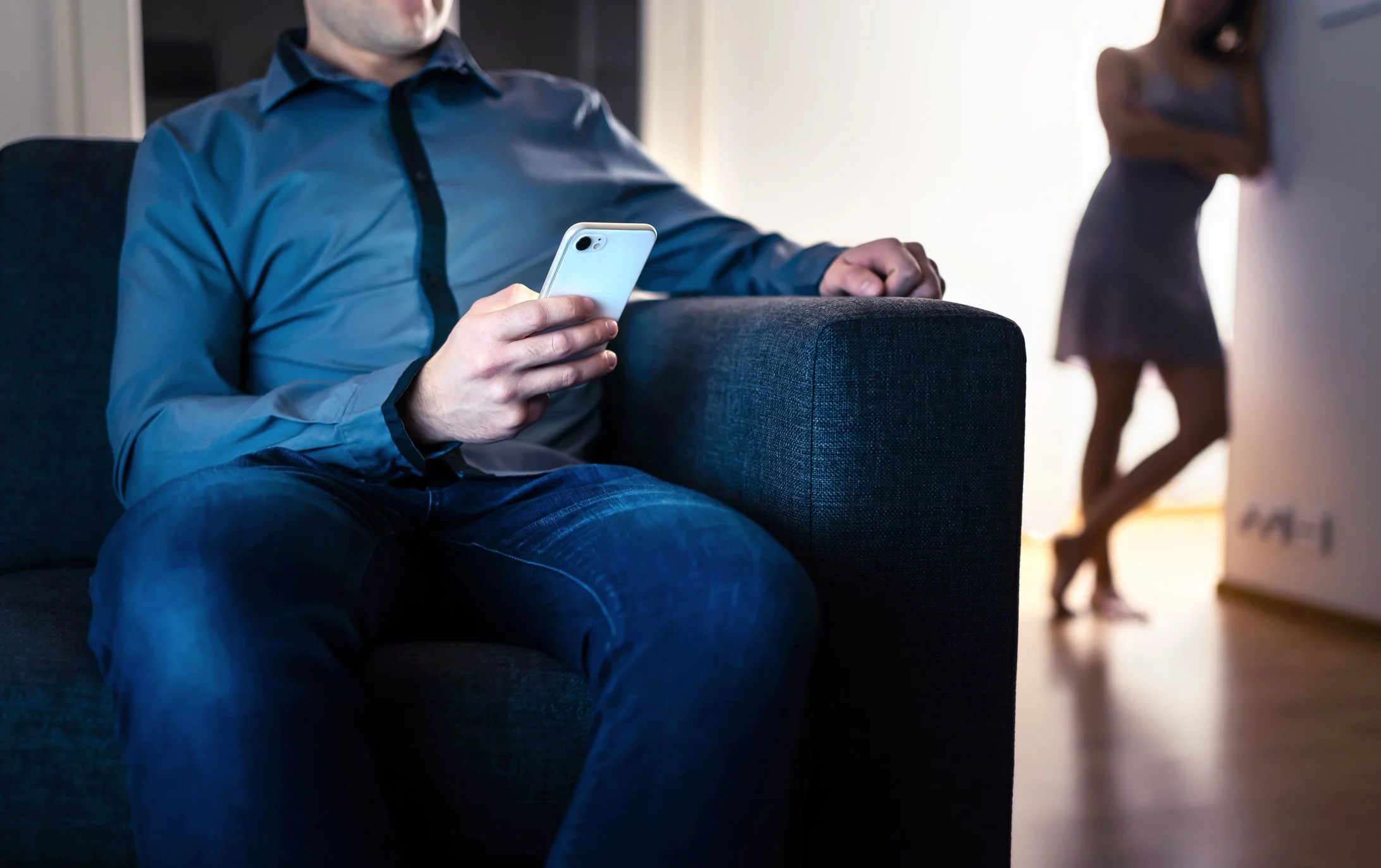 I Just Found My S.O. on the Dating Apps. What Should I Do? 