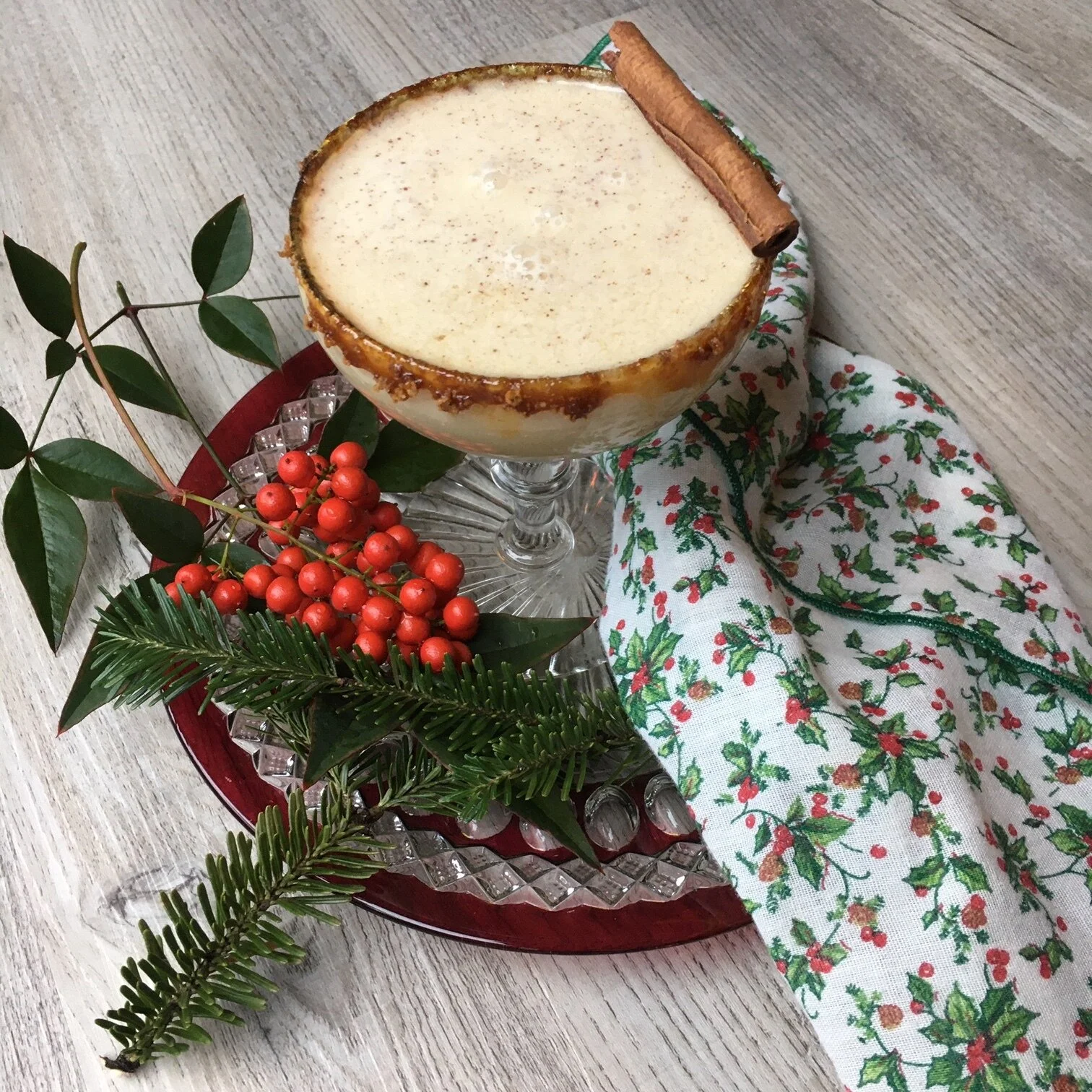 Christmas Cocktail Series: Gingerbread Martini (Mocktail Option too!)