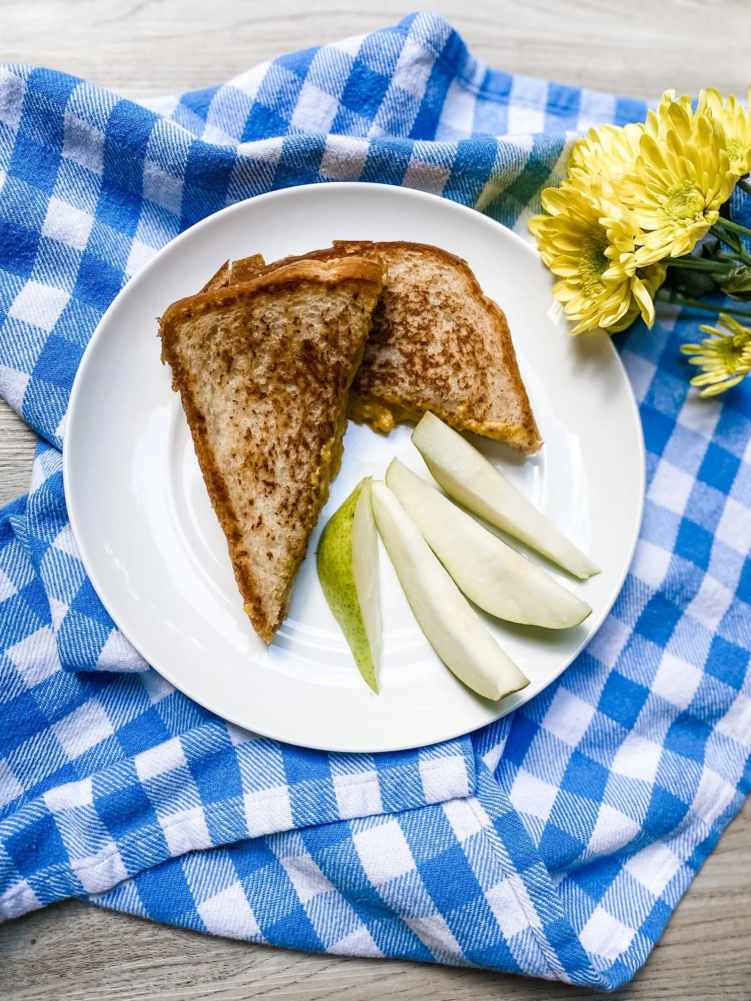Such a Fun Age: Grilled Cheese