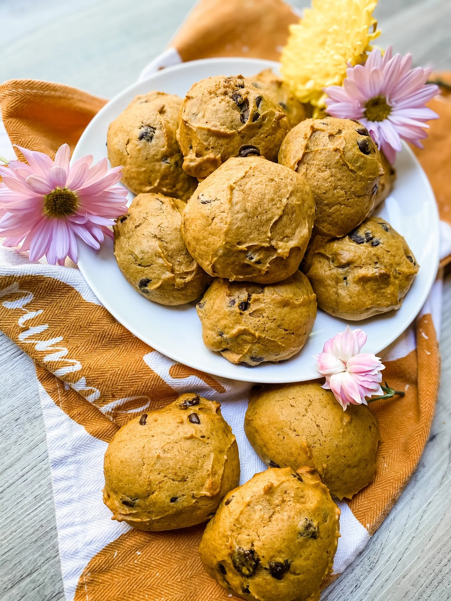 Fall Series: Pumpkin Chocolate Chip Cookies