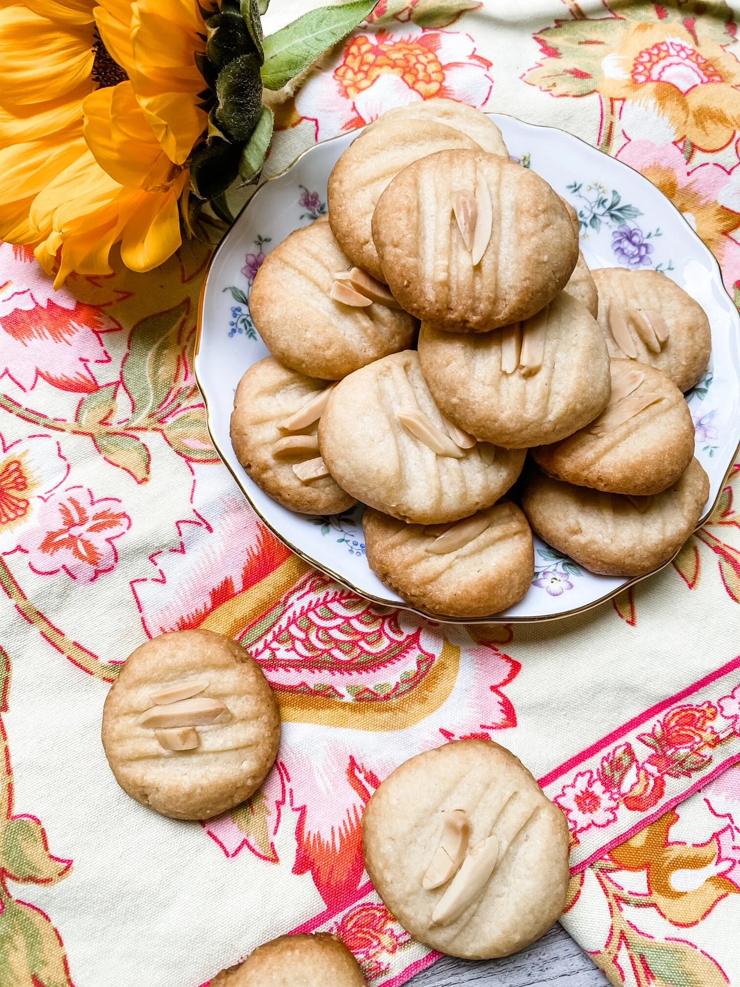 Kourabia: Armenian Almond Shortbread